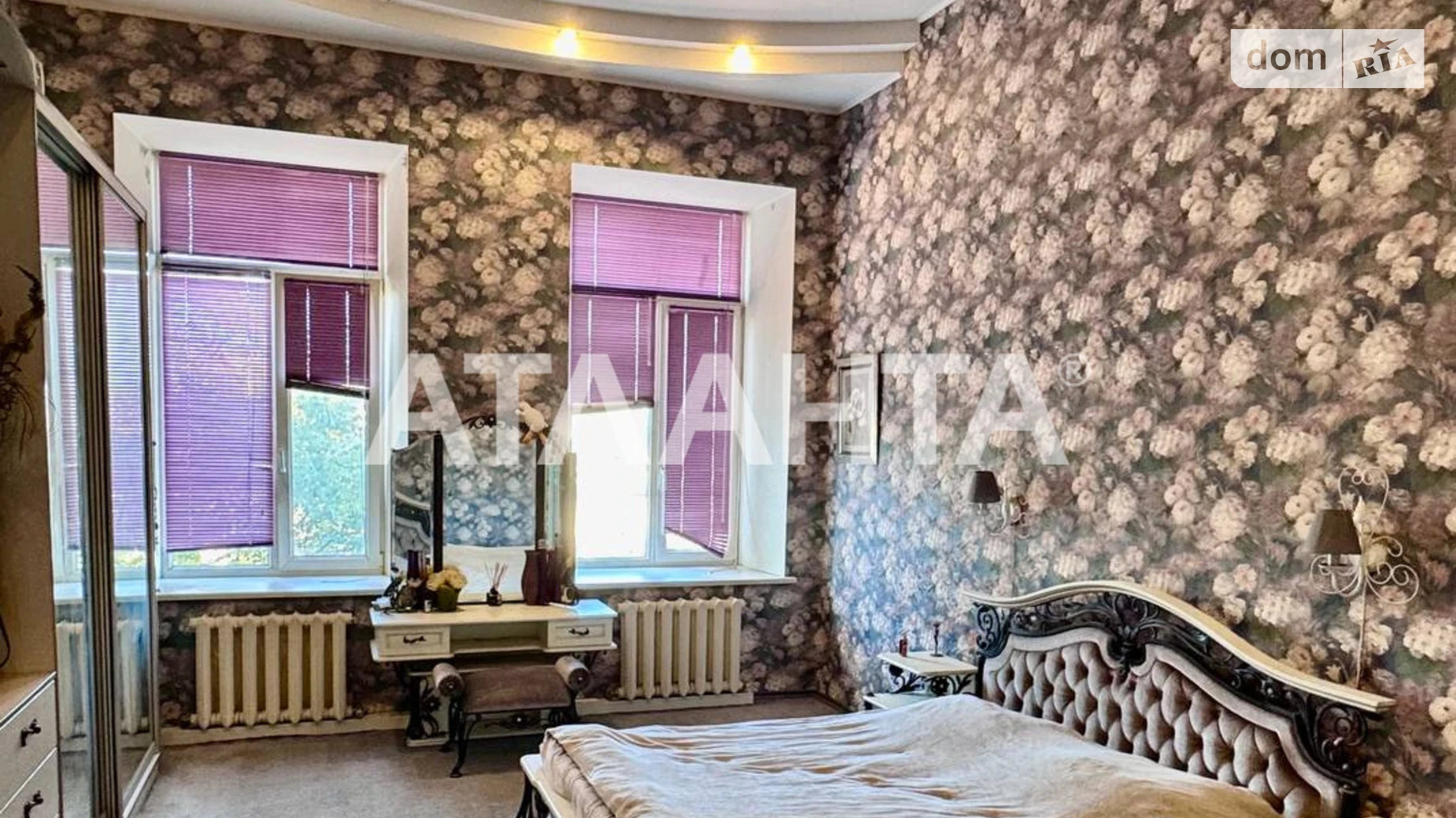 Продається 3-кімнатна квартира 121.7 кв. м у Одесі - фото 2