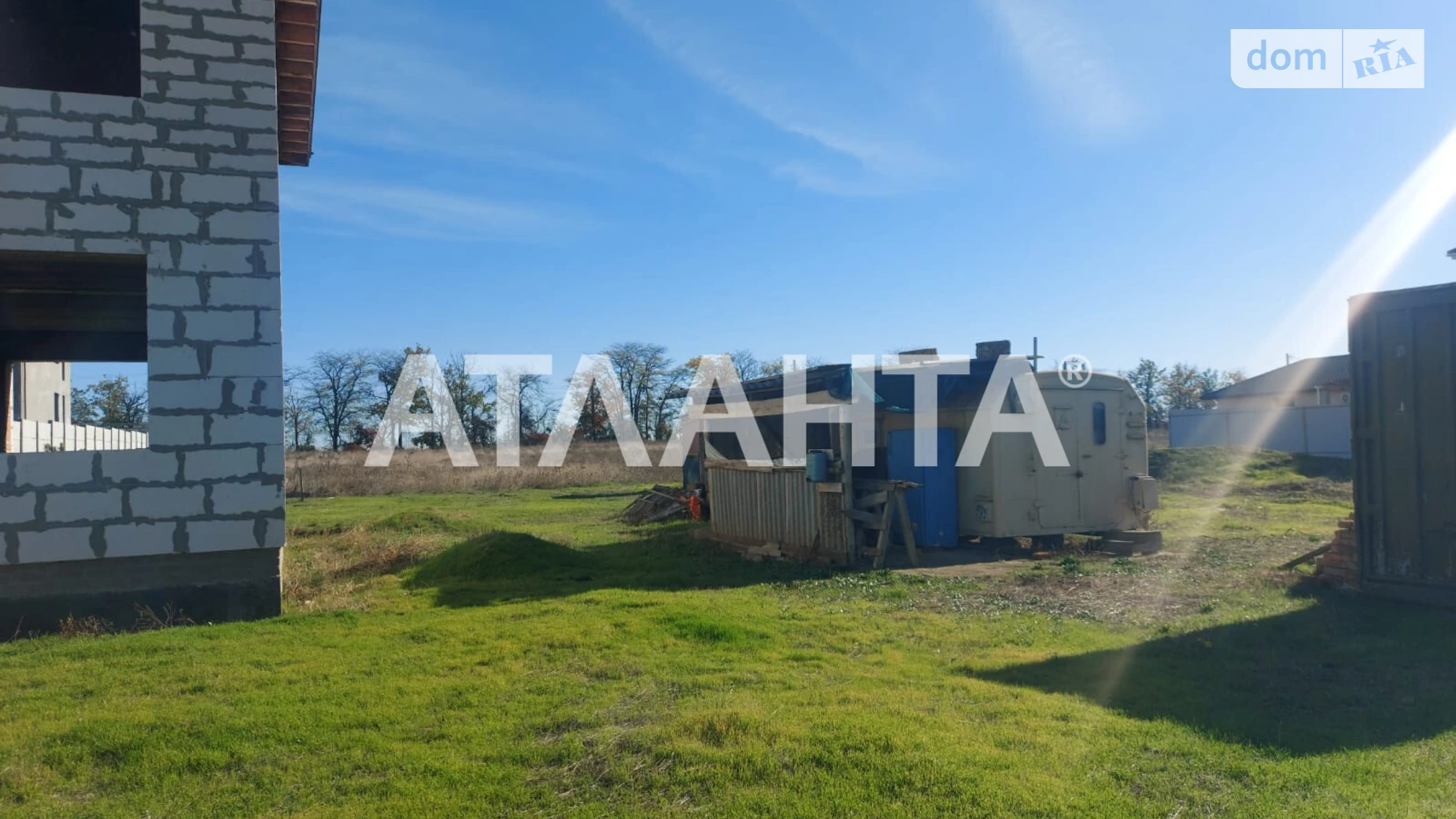 Продается дом на 2 этажа 165 кв. м с бассейном, цена: 70000 $ - фото 2