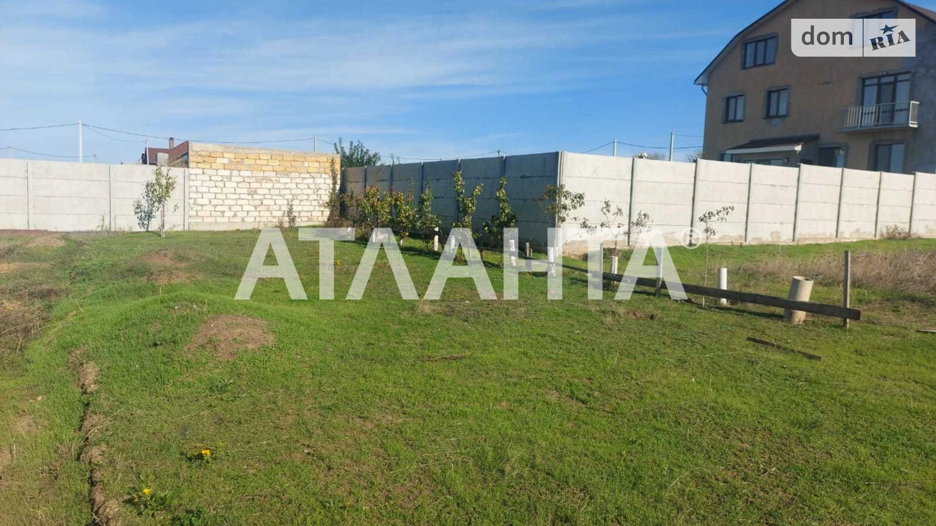 Продается дом на 2 этажа 165 кв. м с бассейном, цена: 70000 $ - фото 4