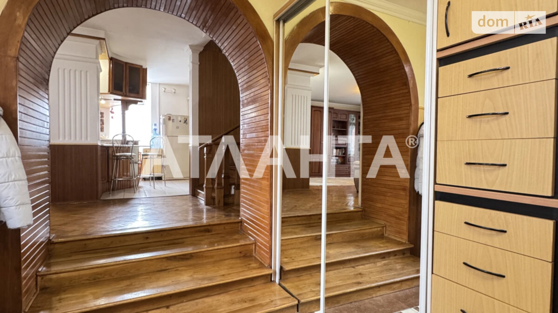 Продается офис 300 кв. м в бизнес-центре, цена: 175000 $ - фото 5