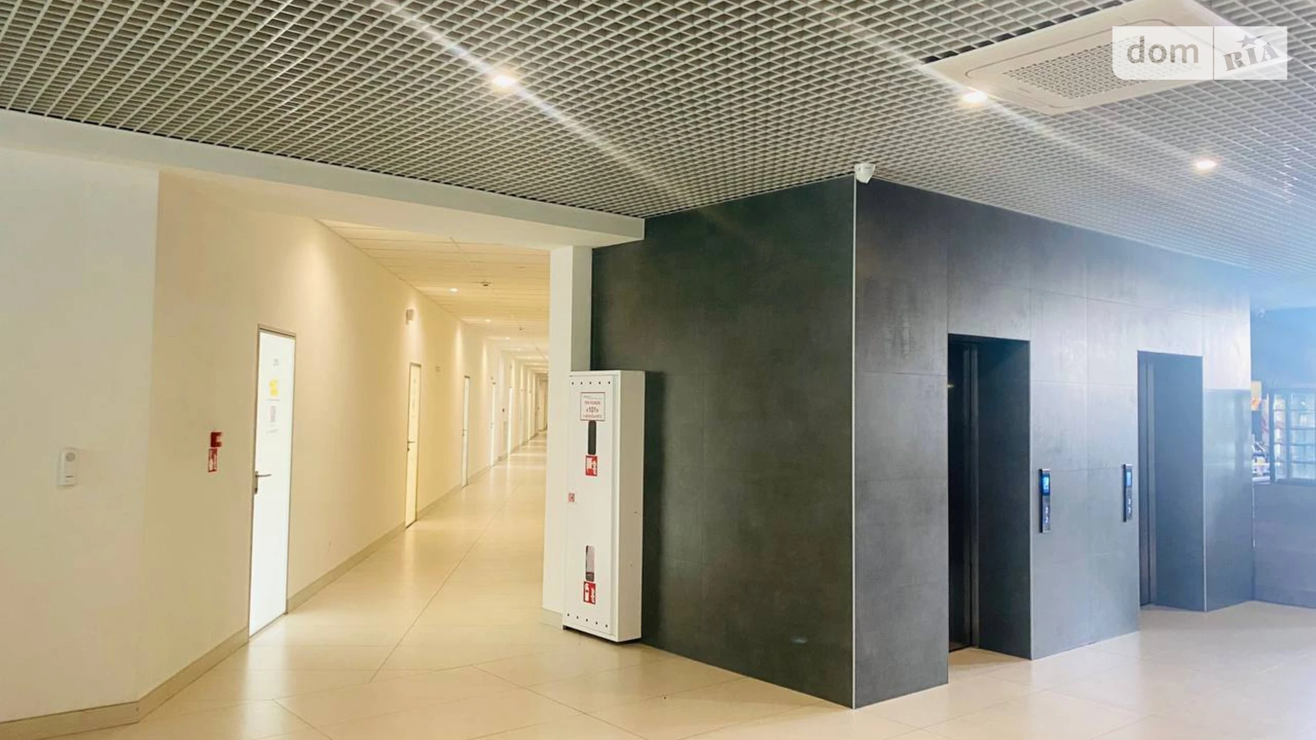 Сдается в аренду офис 47 кв. м в бизнес-центре, цена: 15000 грн - фото 3