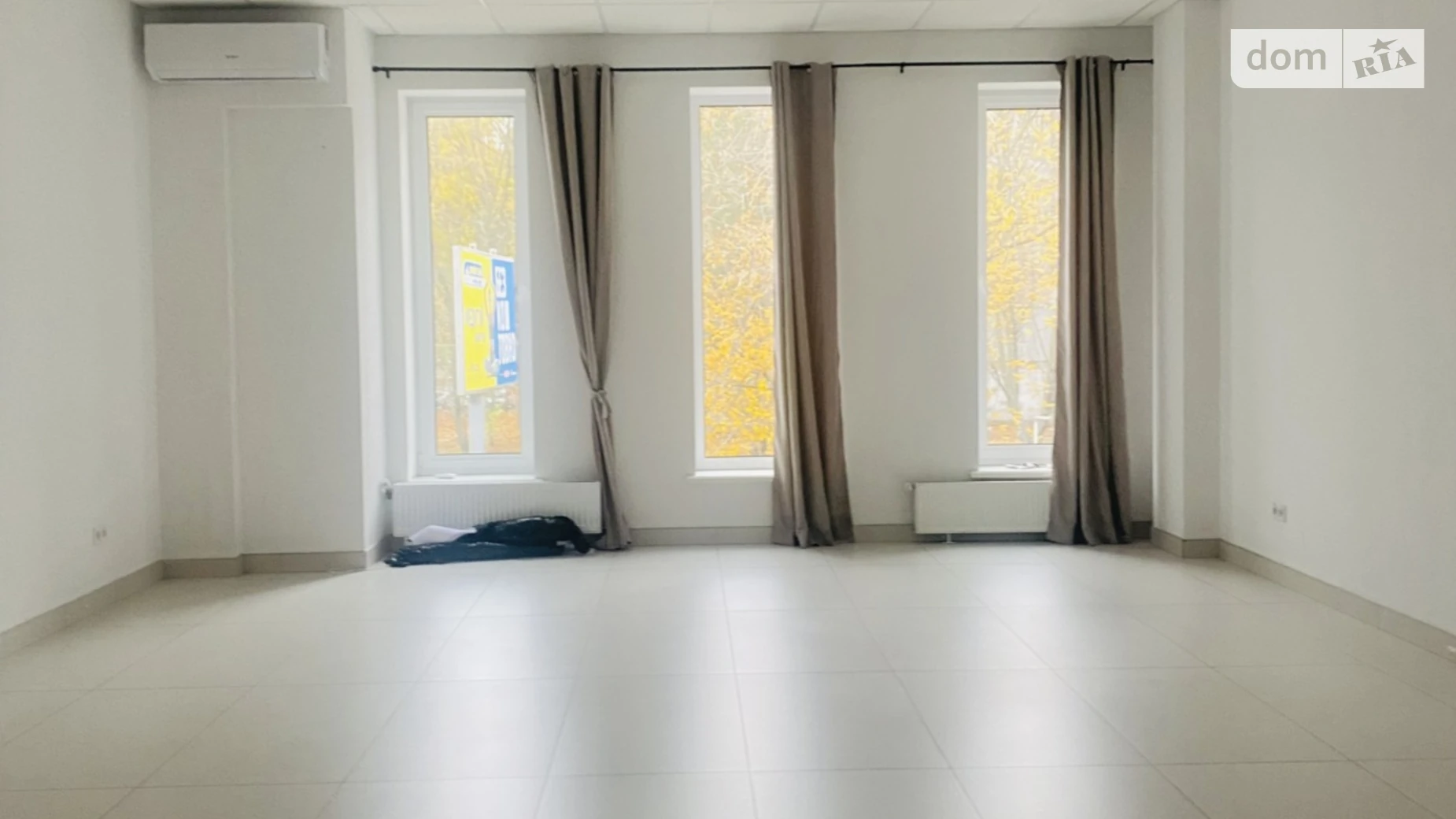 Сдается в аренду офис 47 кв. м в бизнес-центре, цена: 15000 грн - фото 2