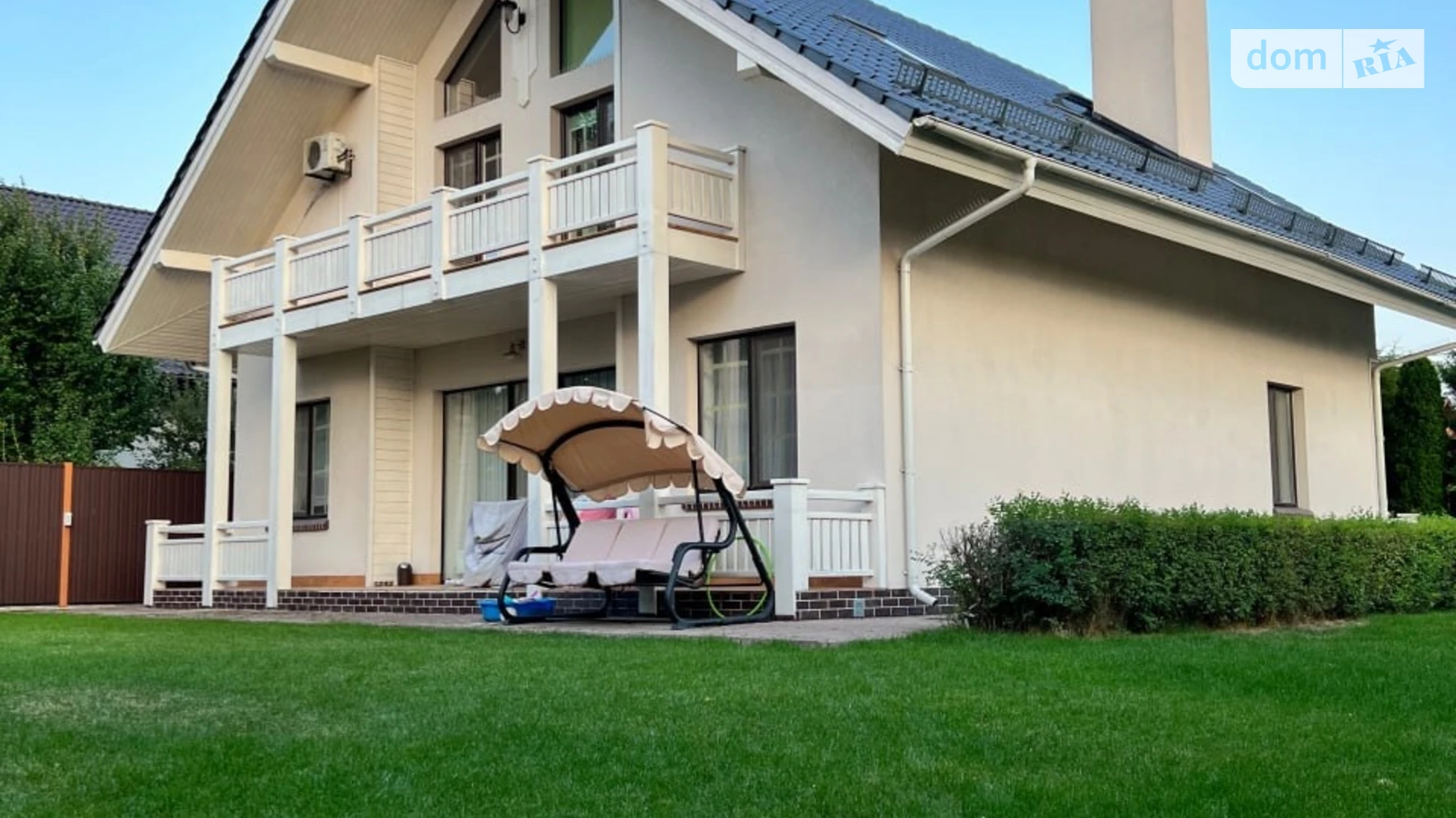 Продается дом на 2 этажа 221.1 кв. м с бассейном, цена: 245000 $ - фото 2