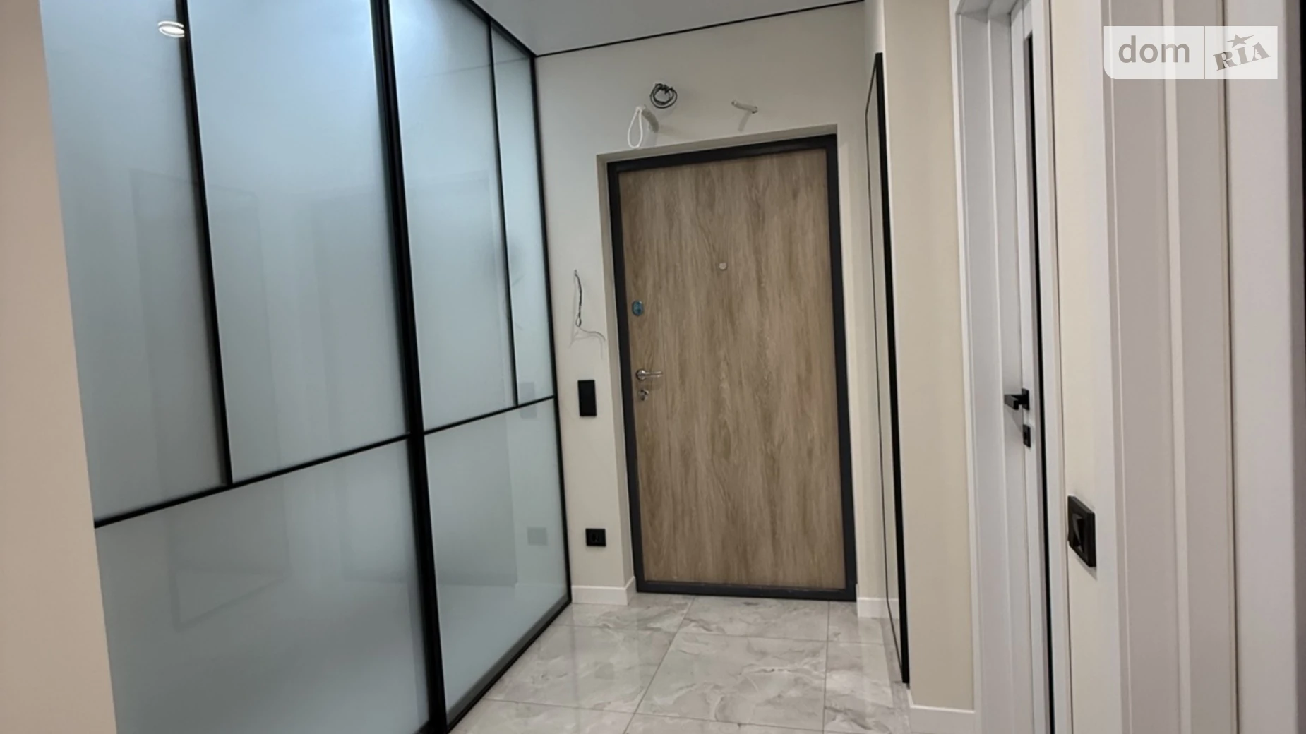 Продается 1-комнатная квартира 45 кв. м в Зарванцах, ул. Рыбацкая - фото 3