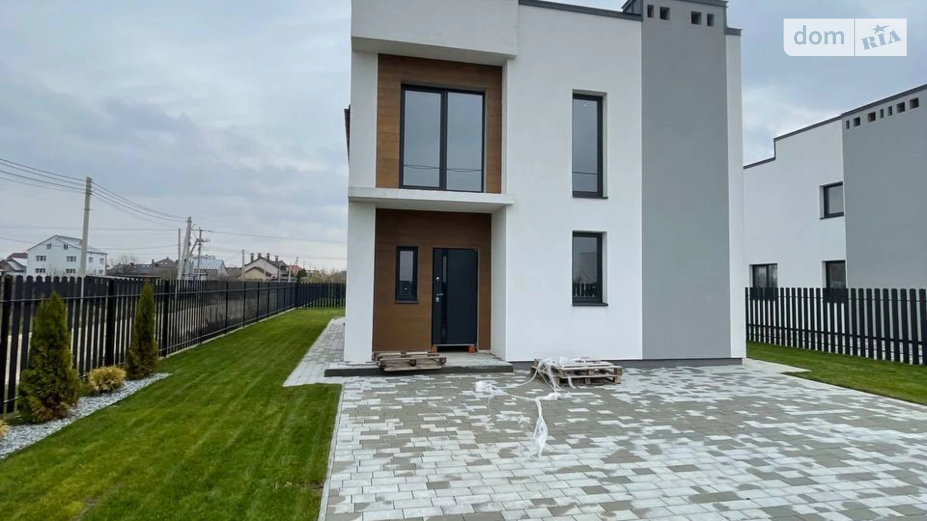 Продается дом на 2 этажа 144 кв. м с балконом, цена: 136800 $ - фото 3