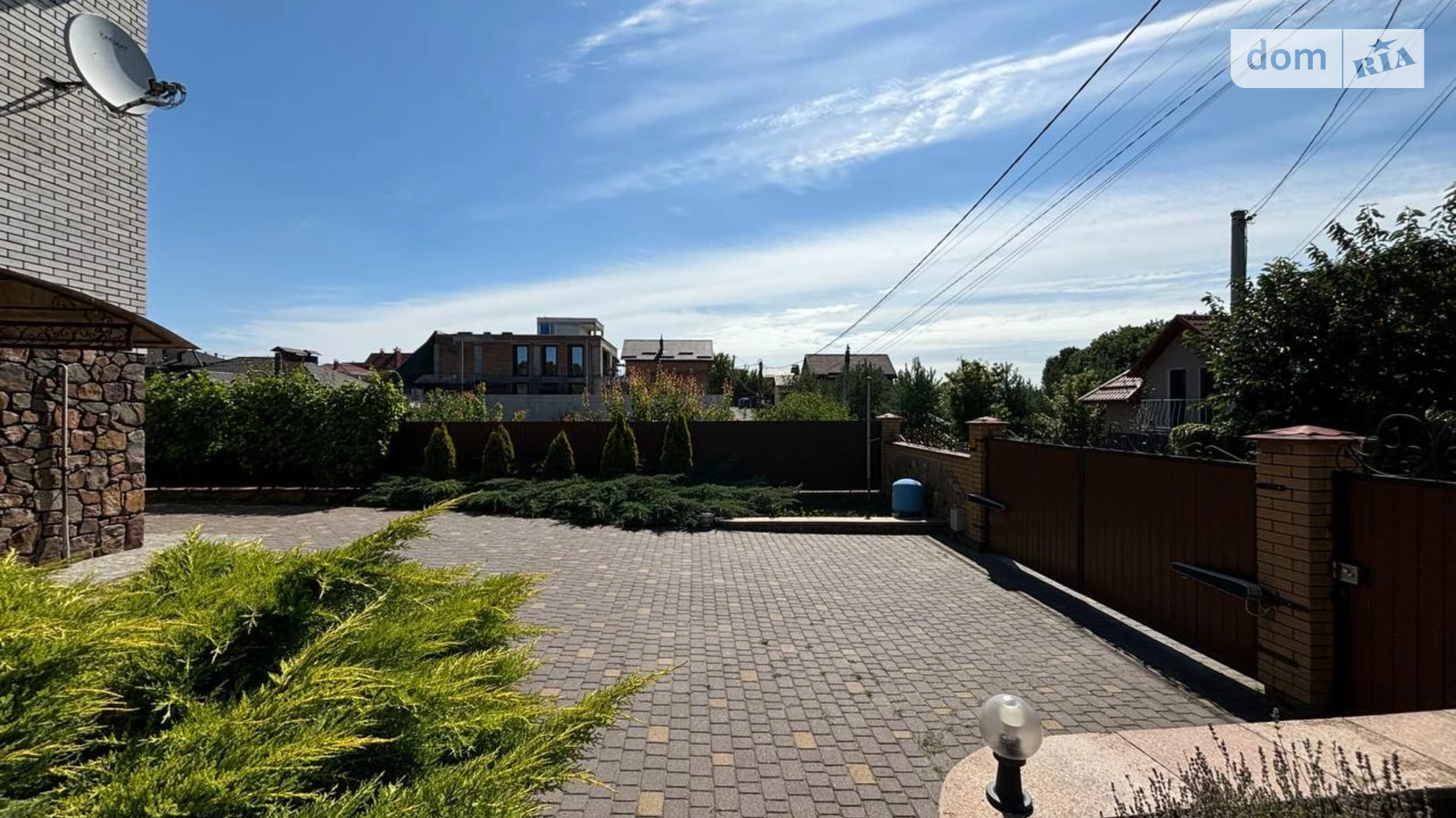 Продается дом на 2 этажа 200 кв. м с подвалом, цена: 230000 $ - фото 5