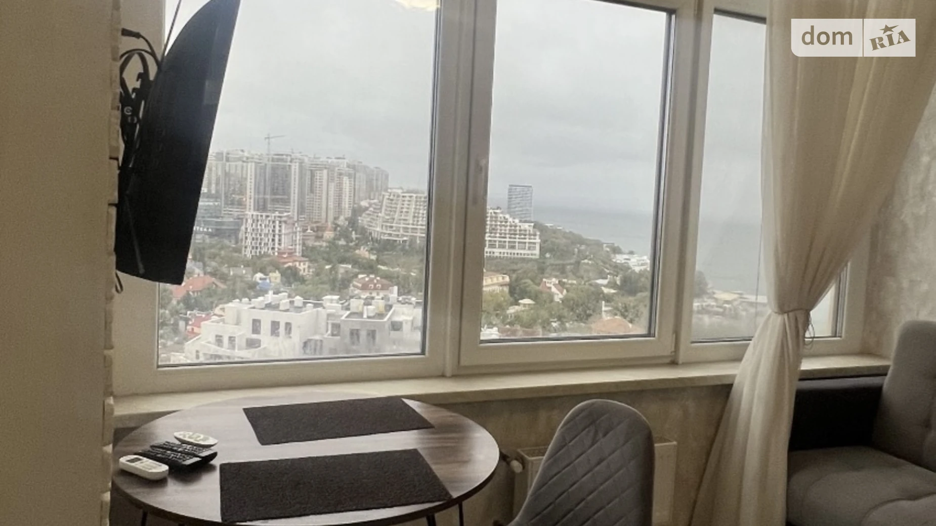 Сдается в аренду 1-комнатная квартира 40 кв. м в Одессе, ул. Валерия Самофалова, 16А/1 - фото 4