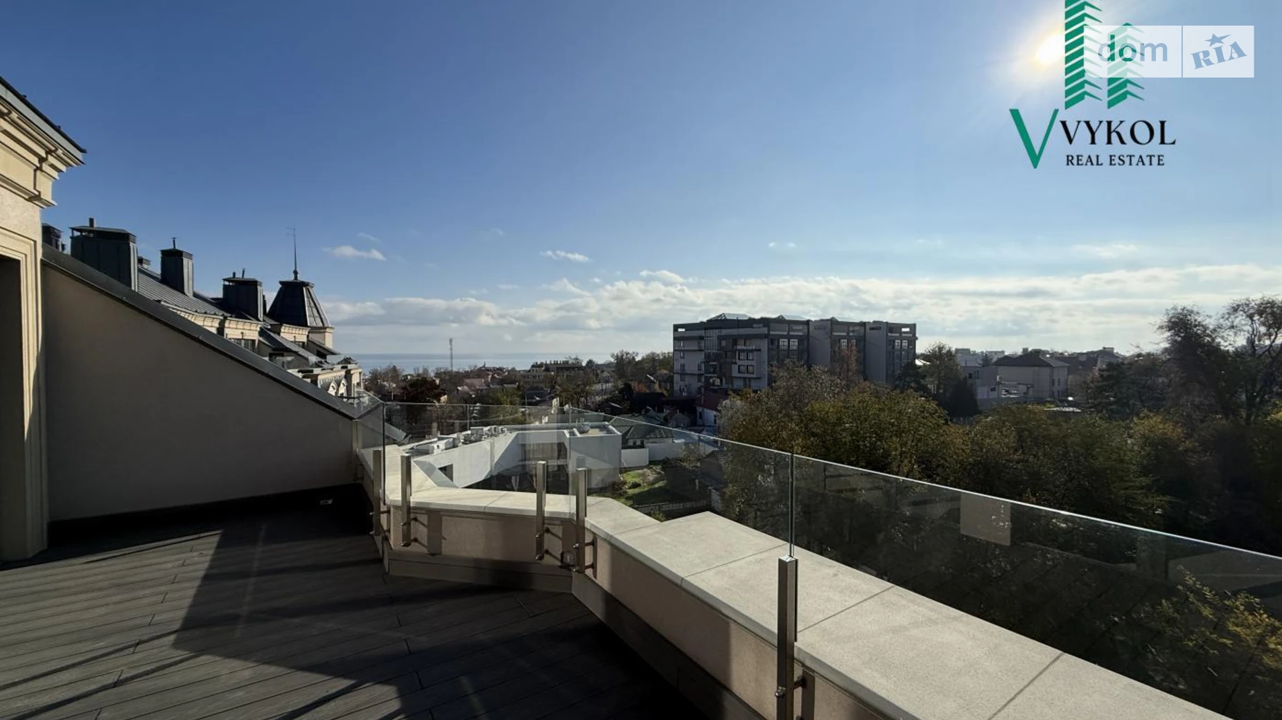 Продается 3-комнатная квартира 130.8 кв. м в Одессе, Фонтанская дор., 62К - фото 2