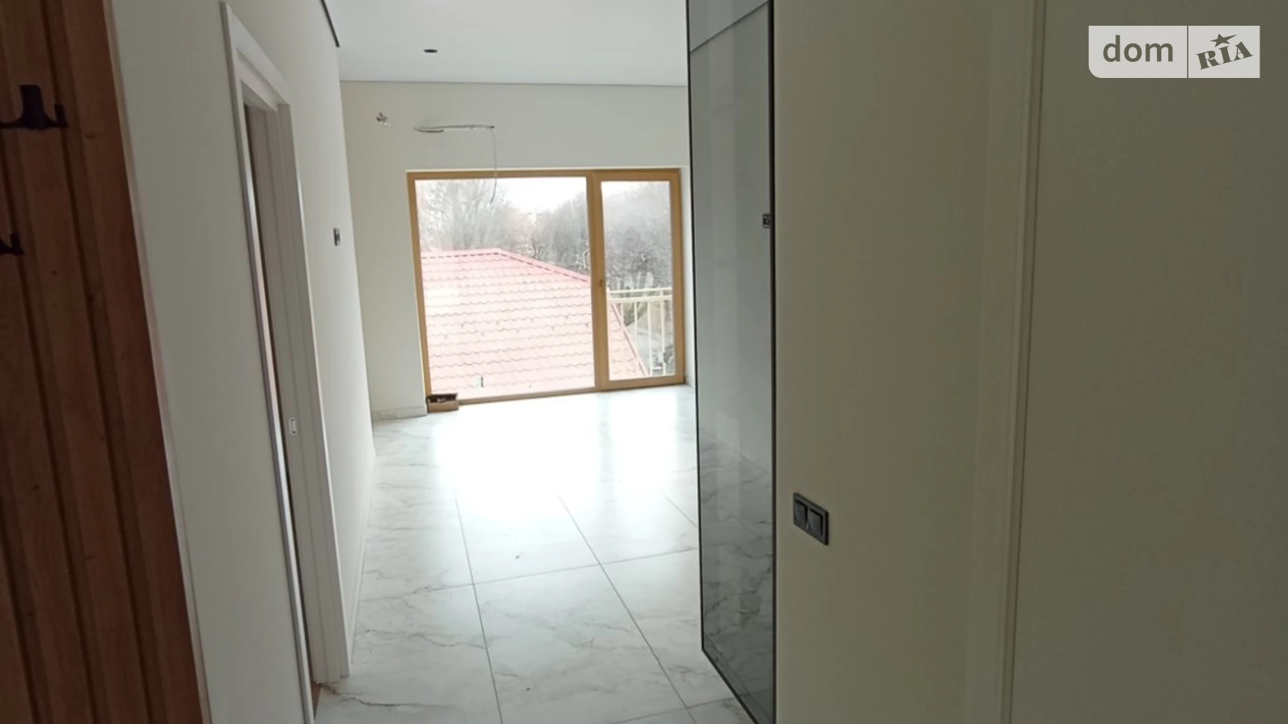 Продается 1-комнатная квартира 59.3 кв. м в Мукачеве, ул. Шандора Петёфи, 6Е - фото 2