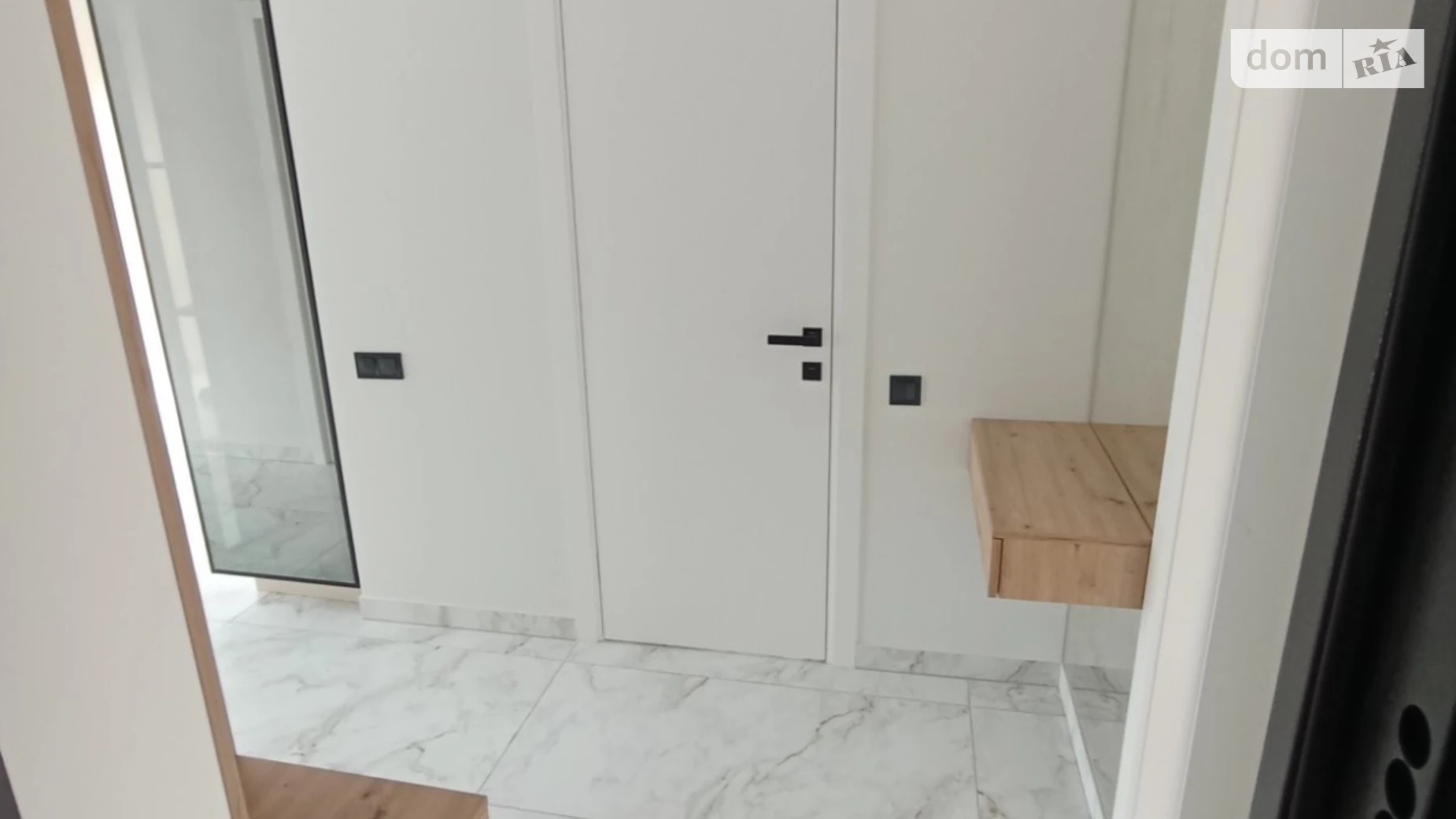 Продается 1-комнатная квартира 59.3 кв. м в Мукачеве, ул. Шандора Петёфи, 6Е - фото 3