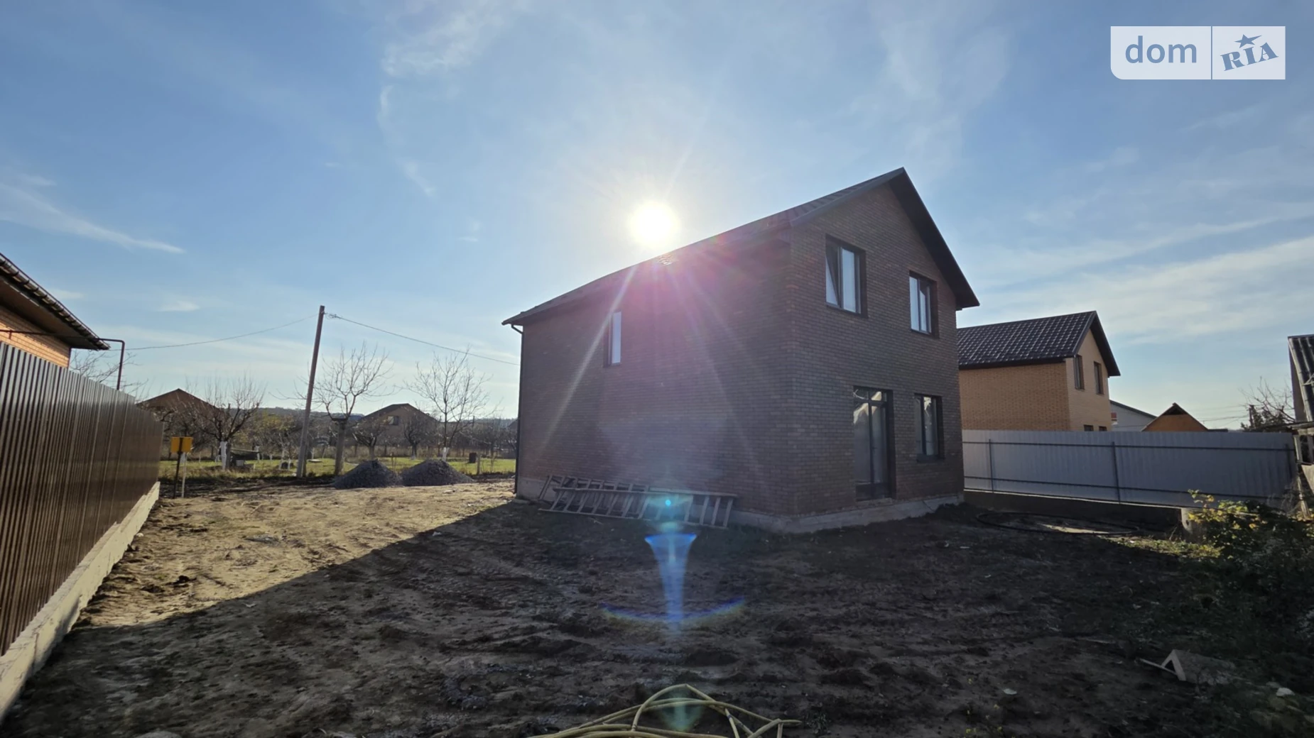 Продается дом на 2 этажа 120 кв. м с мансардой, цена: 85000 $ - фото 5