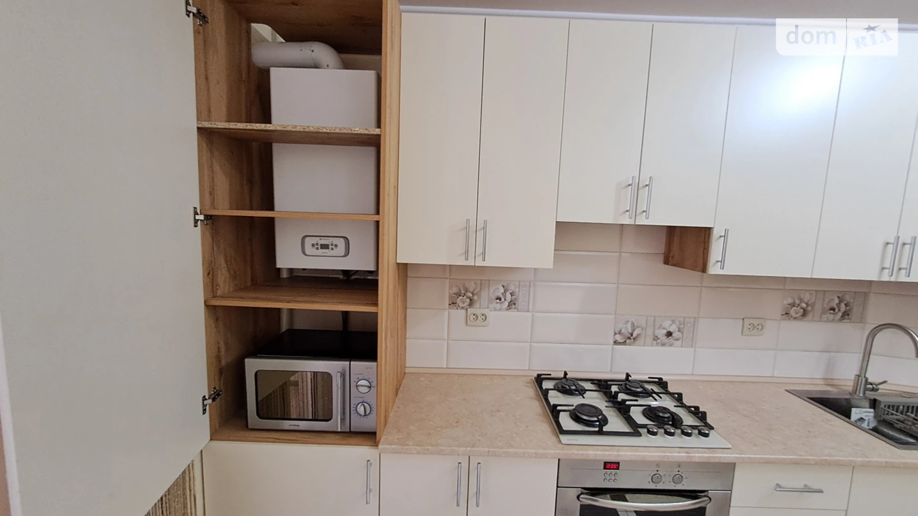 1-комнатная квартира 46 кв. м в Тернополе, ул. Киевская, 8А - фото 5