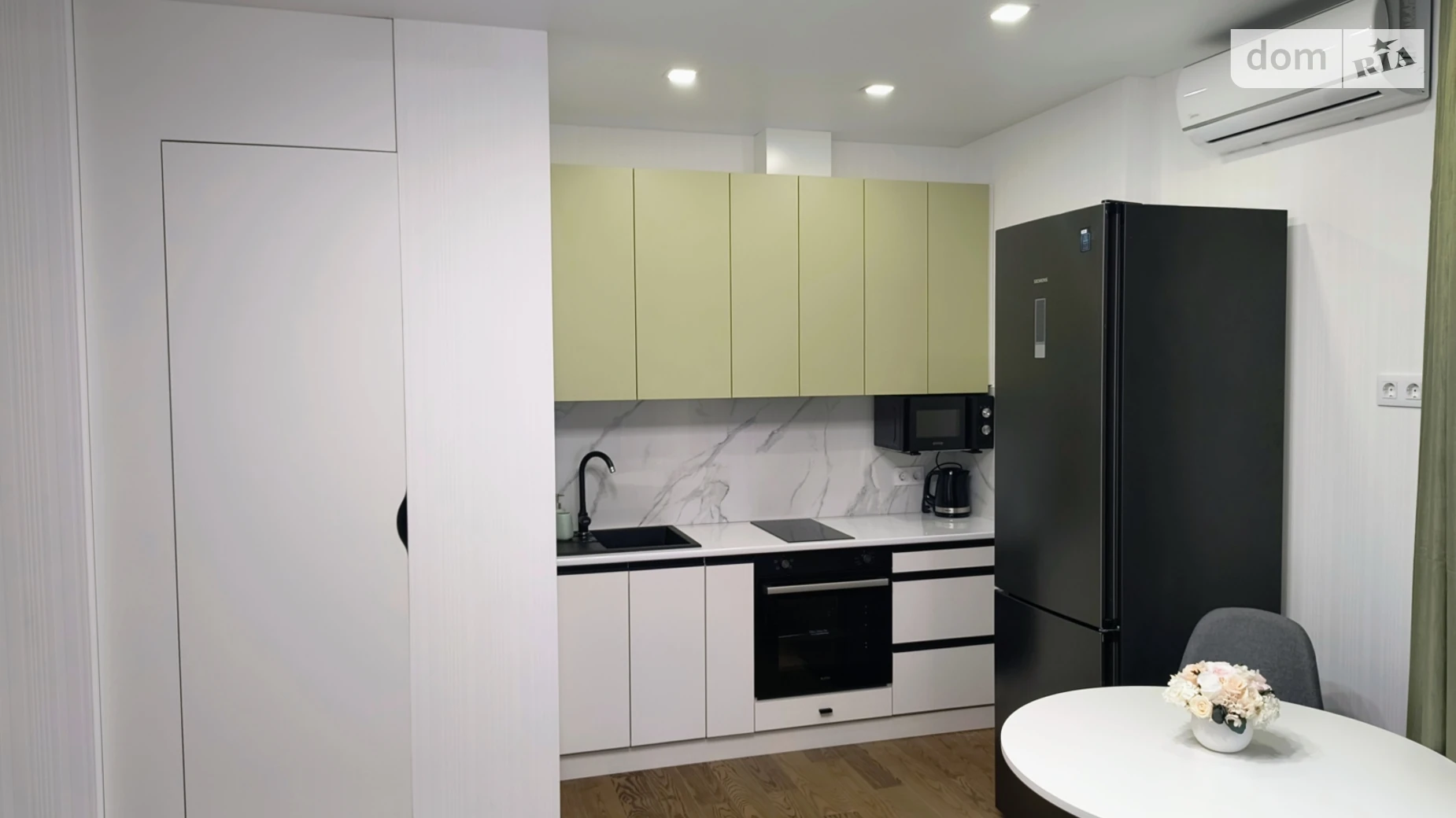 Сдается в аренду 1-комнатная квартира 43 кв. м в Киеве, ул. Василия Стуса, 35Б - фото 3