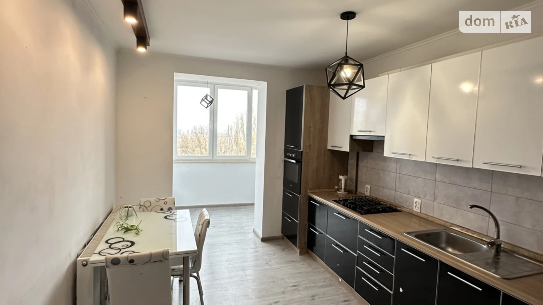 2-комнатная квартира 83 кв. м в Тернополе, ул. Будного Степана, 28 - фото 5