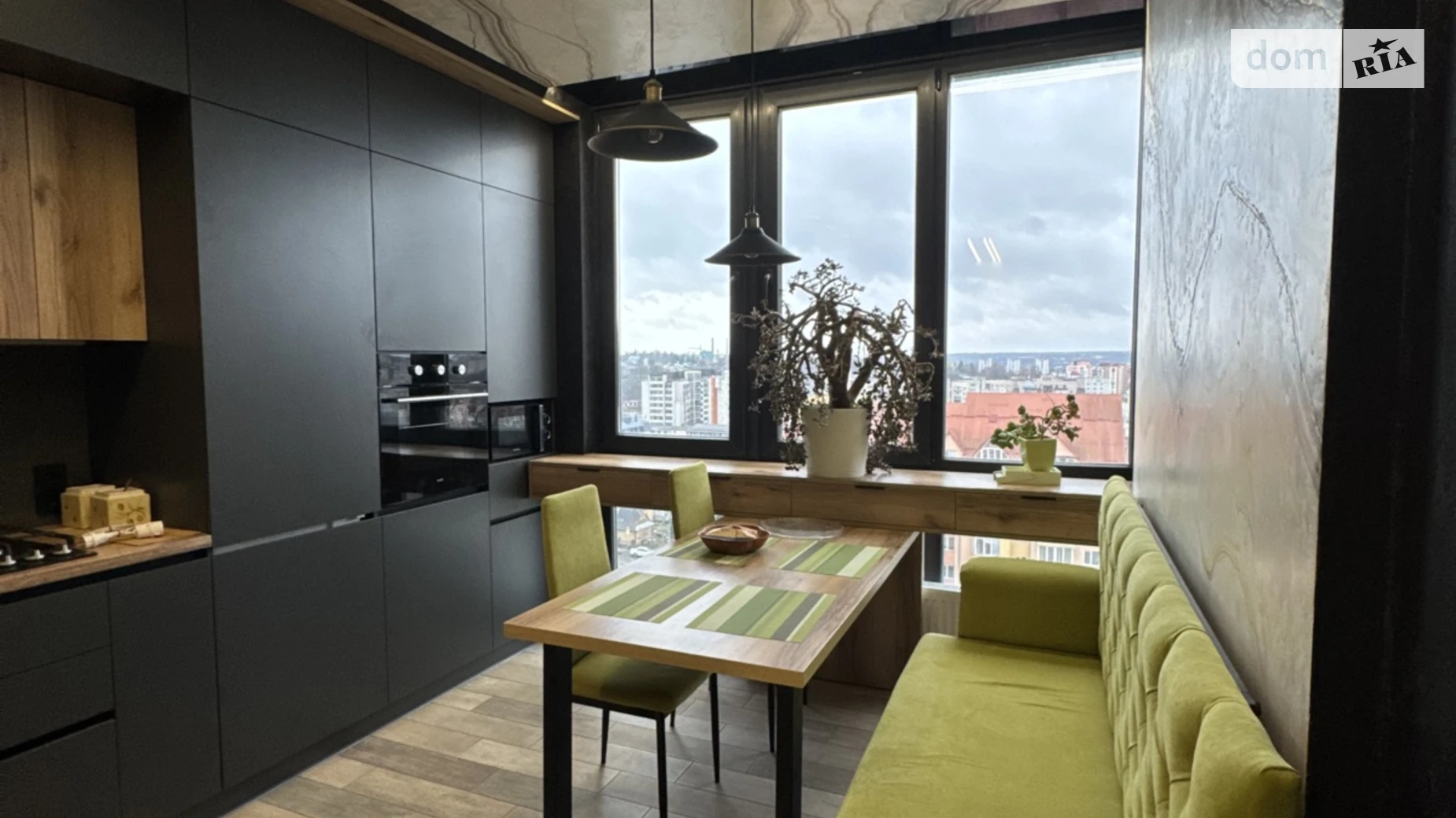 1-комнатная квартира 42 кв. м в Тернополе, ул. Замонастырская - фото 2