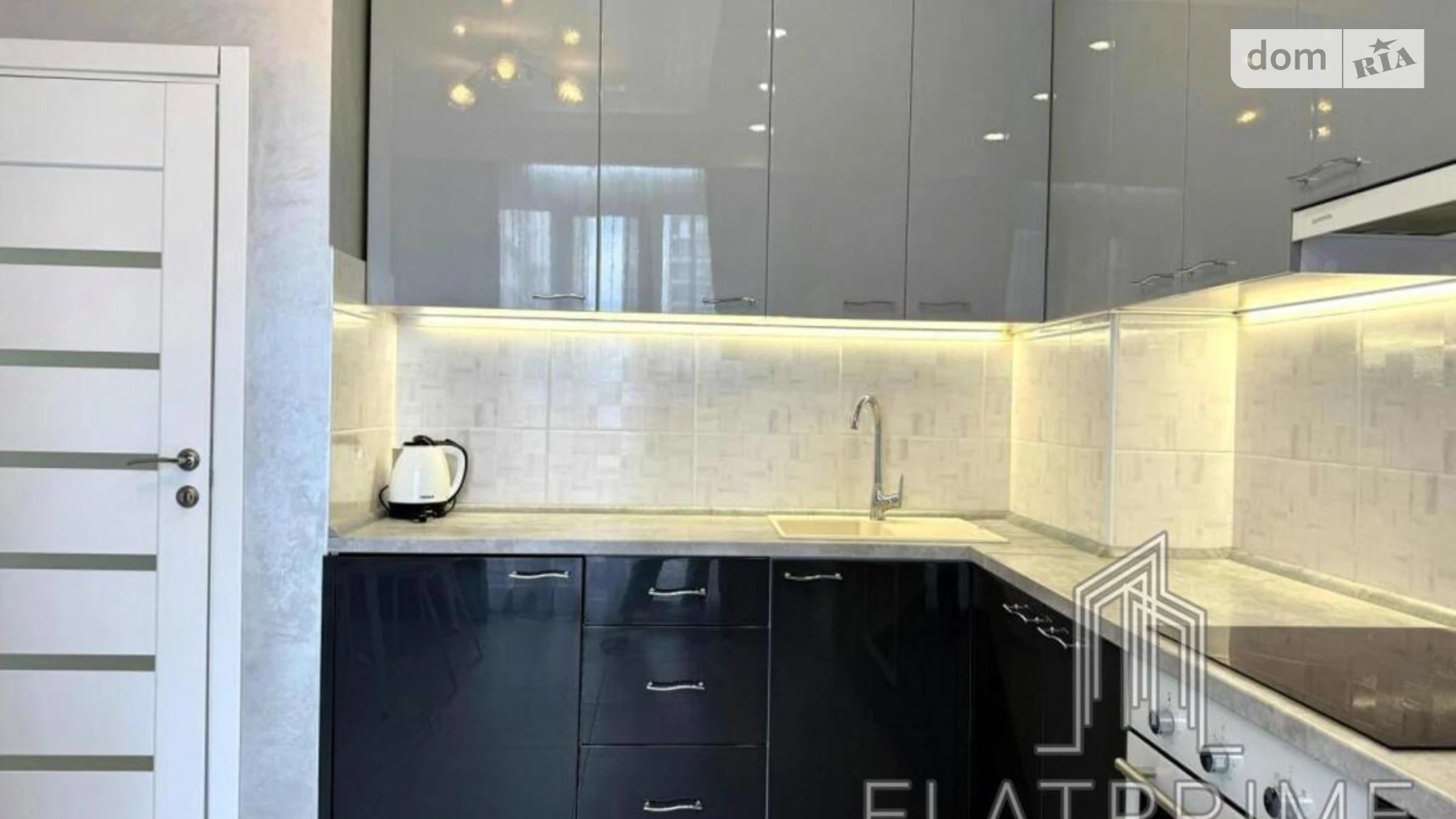 Продается 2-комнатная квартира 60 кв. м в Киеве, ул. Михаила Максимовича, 26Б - фото 4