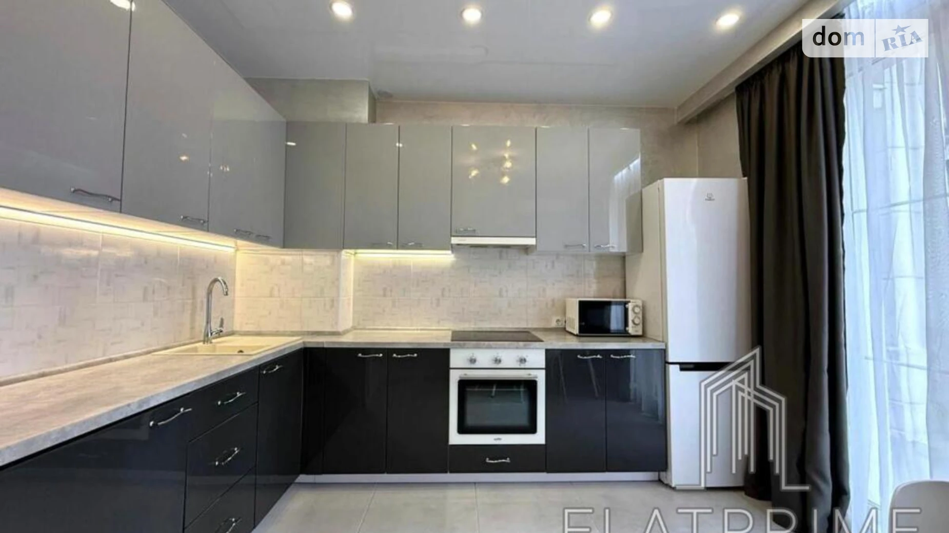 Продается 2-комнатная квартира 60 кв. м в Киеве, ул. Михаила Максимовича, 26Б - фото 2