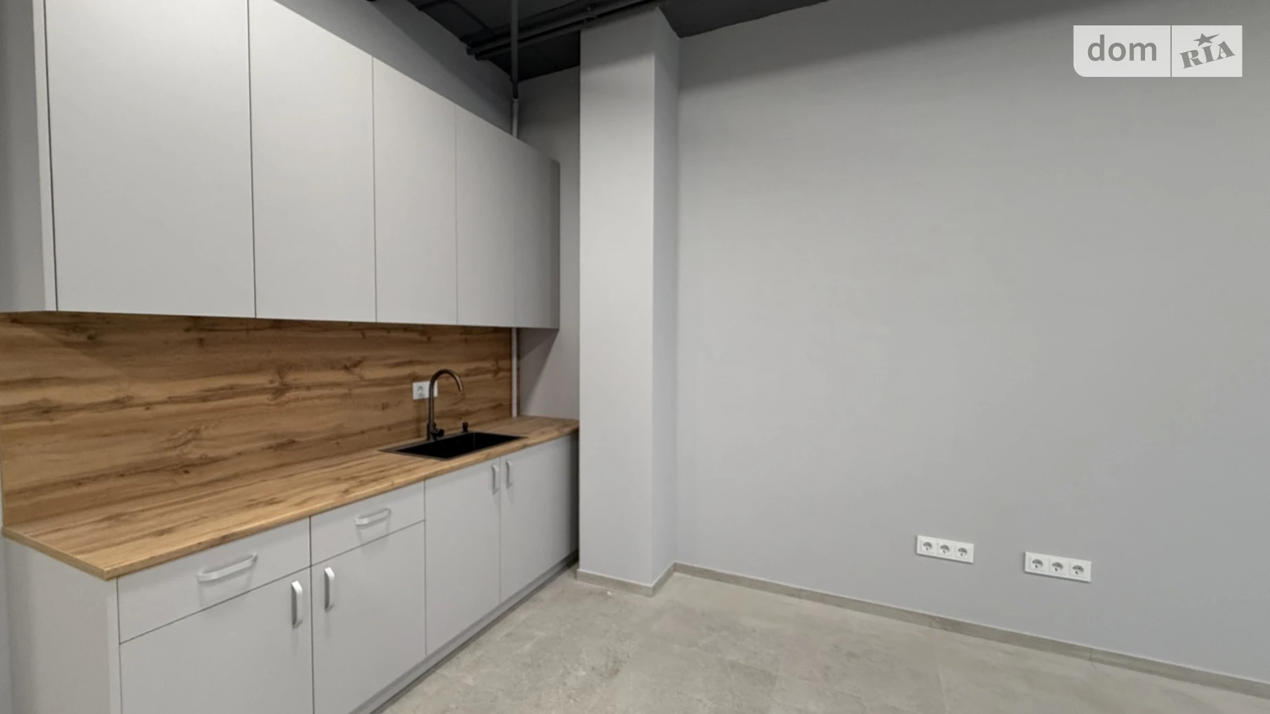 Сдается в аренду офис 80.5 кв. м в бизнес-центре, цена: 20125 грн - фото 4