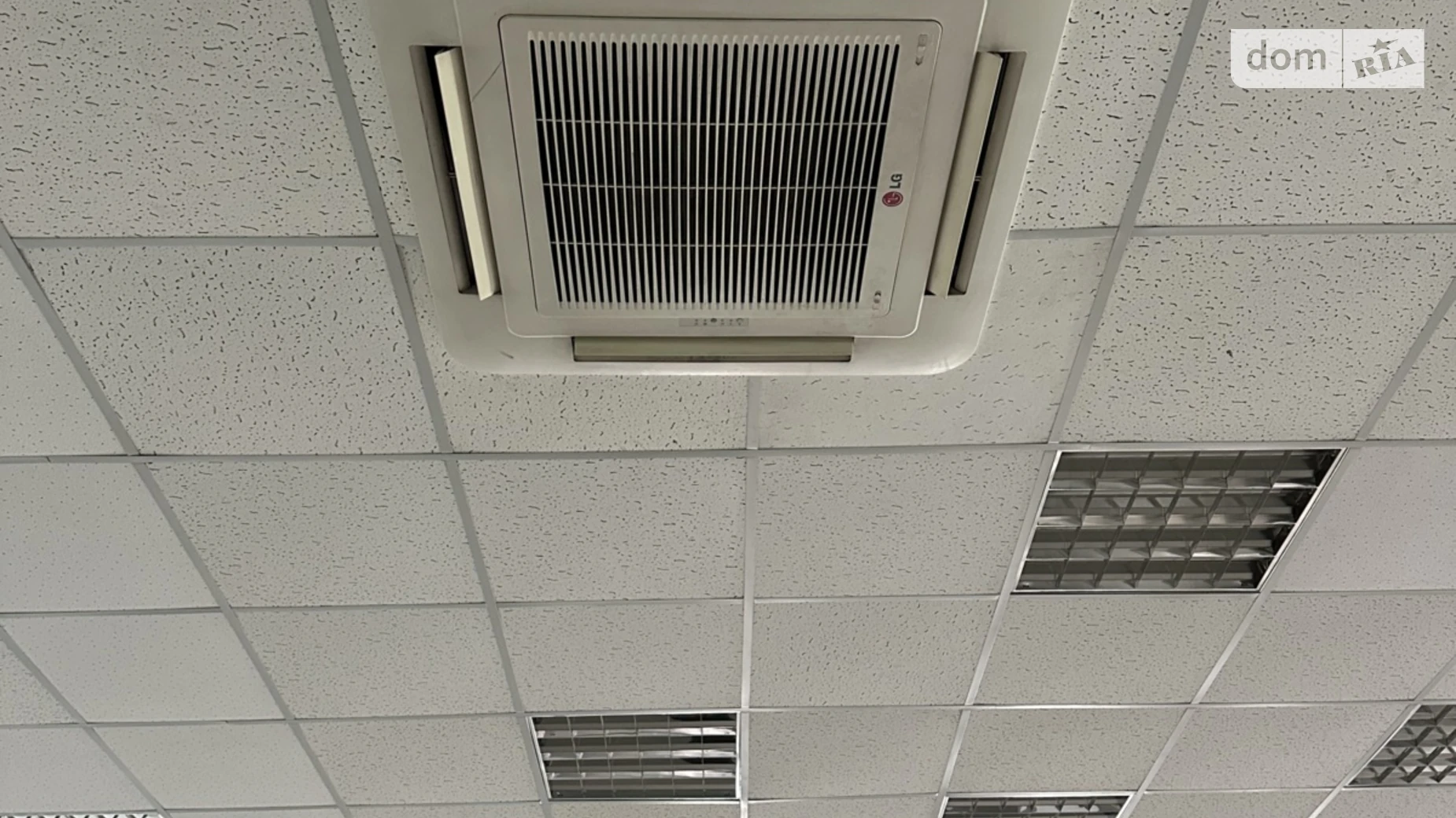 Сдается в аренду помещения свободного назначения 1200 кв. м в 2-этажном здании, цена: 360000 грн - фото 5