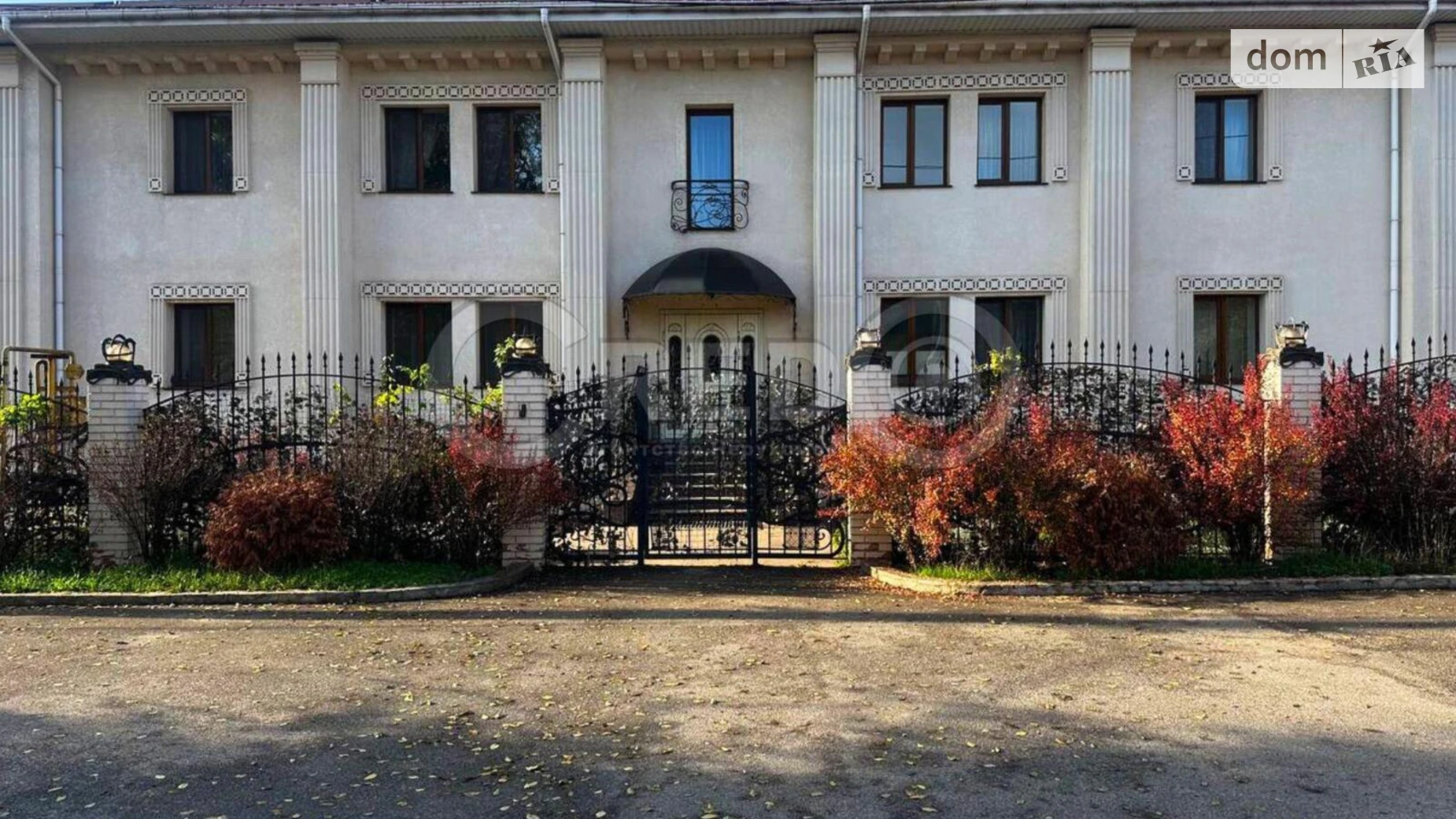 Продается помещения свободного назначения 847.3 кв. м в 3-этажном здании, цена: 380000 $ - фото 2