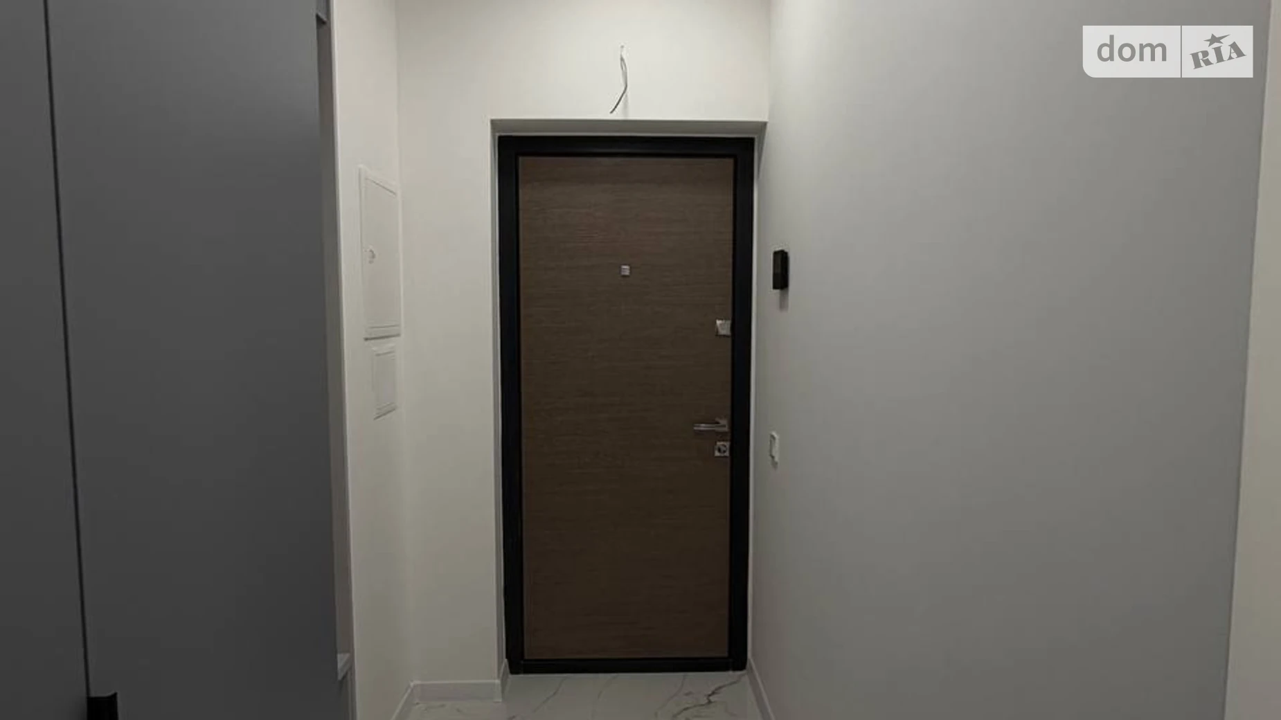 Сдается в аренду 1-комнатная квартира 40 кв. м в Киеве, ул. Салютная, 2 корпус 18 - фото 3