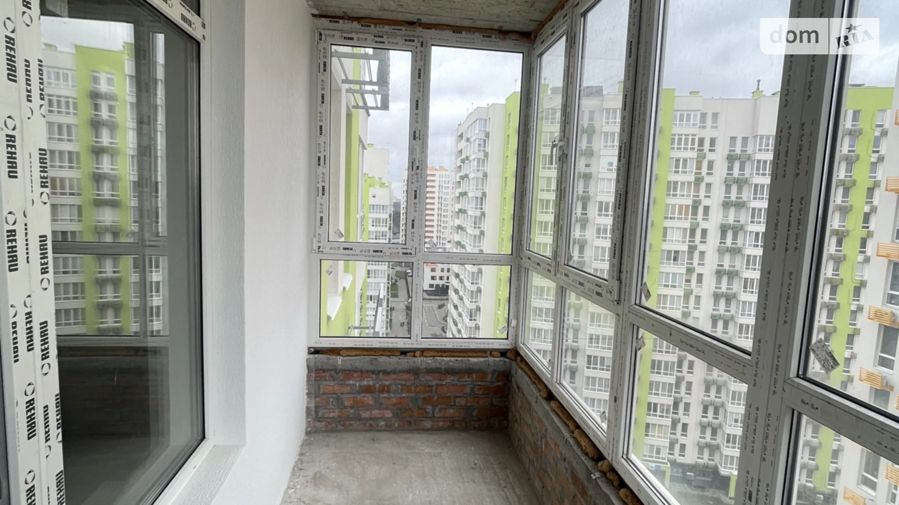 Продается 1-комнатная квартира 35.3 кв. м в Киеве, ул. Бердника Олеся, 1В - фото 3