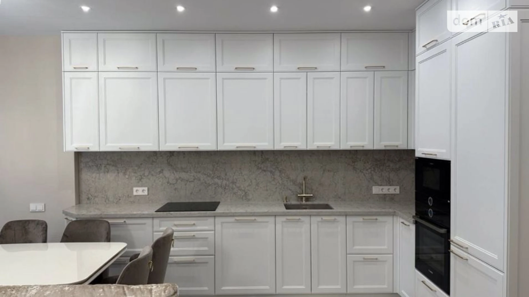 Сдается в аренду 2-комнатная квартира 86 кв. м в Одессе, ул. Генуэзская, 1Г - фото 3