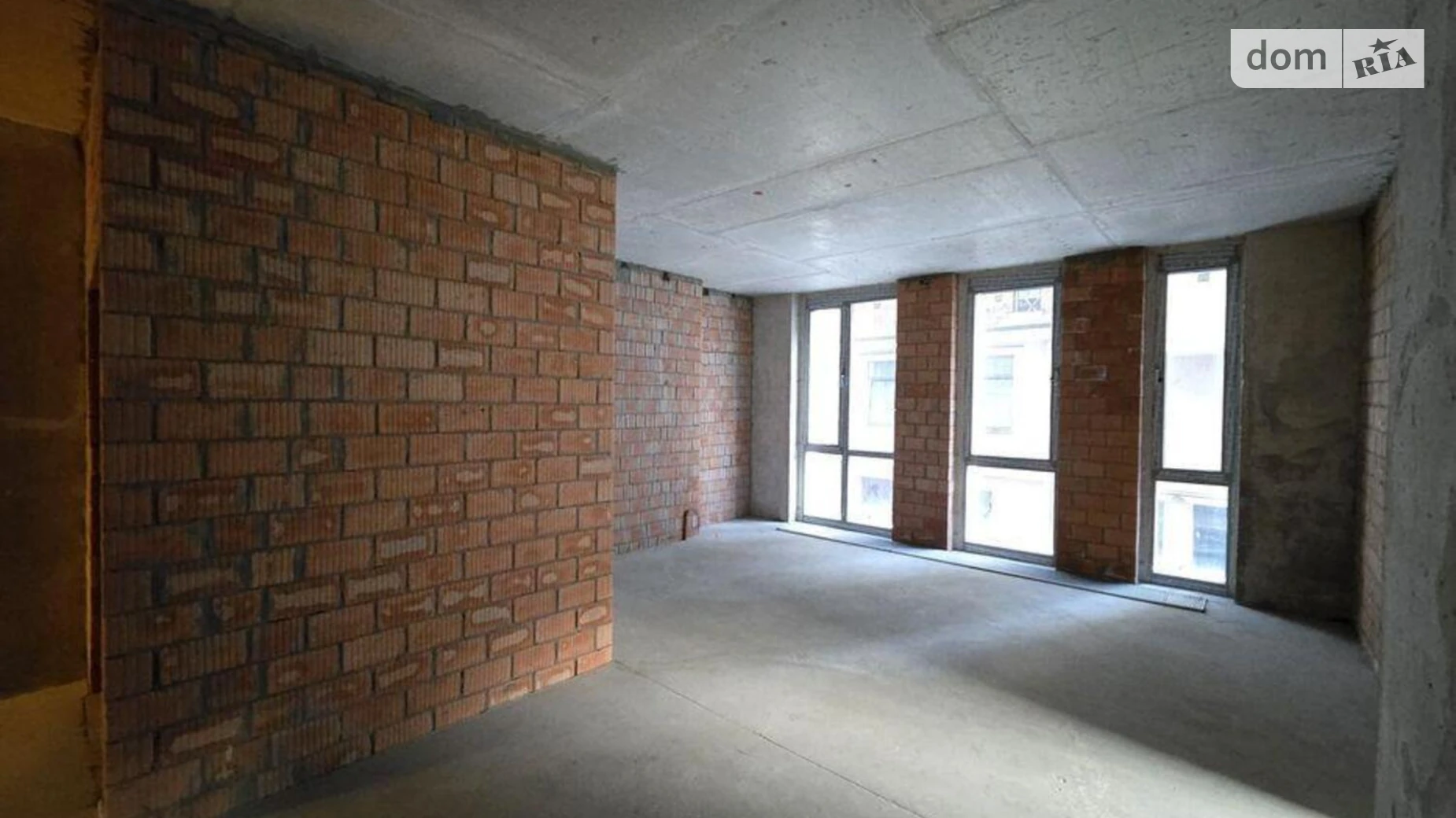 Продается офис 82.2 кв. м в бизнес-центре, цена: 286000 $ - фото 2