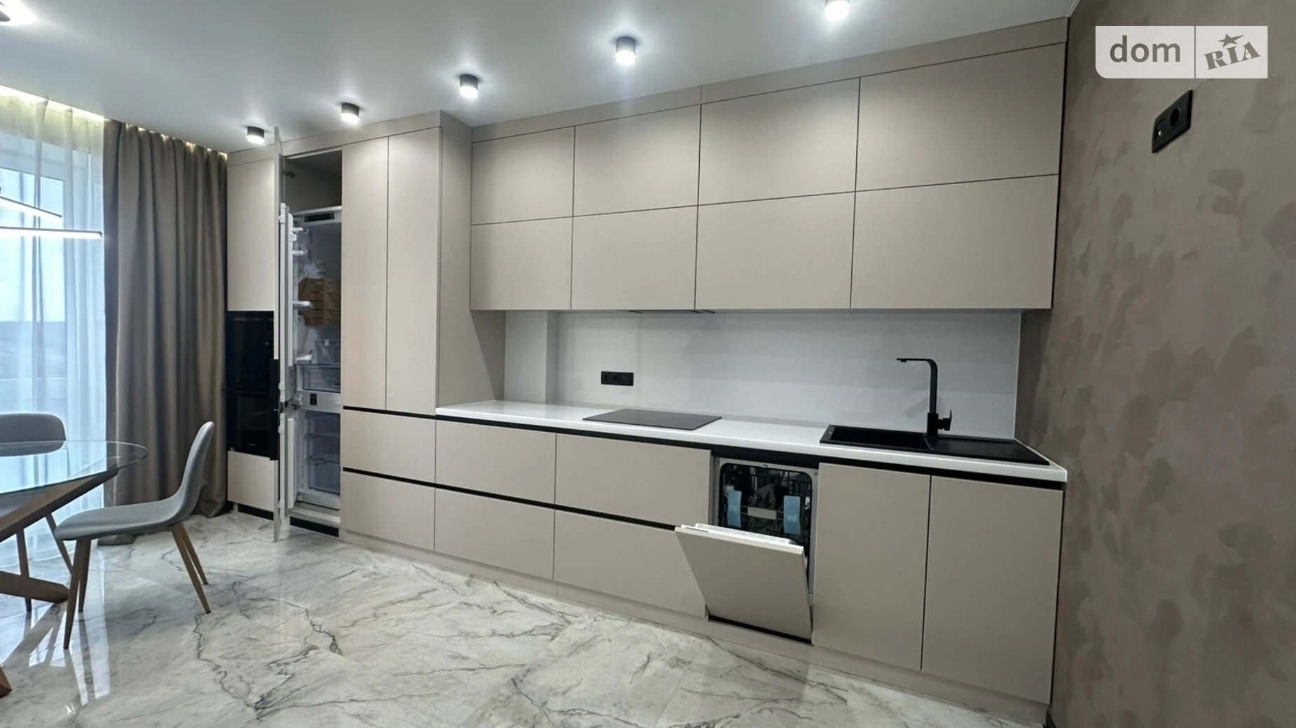 Продається 1-кімнатна квартира 49 кв. м у, цена: 63000 $ - фото 3