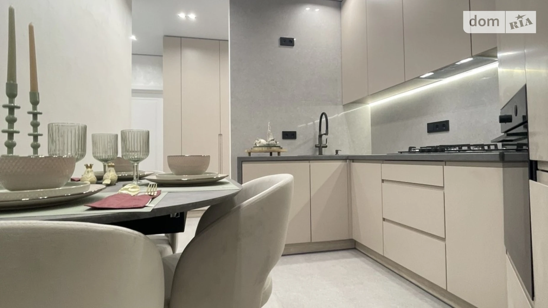 Продается 2-комнатная квартира 52 кв. м в Софиевской Борщаговке, ул. Радостная, 4 - фото 3