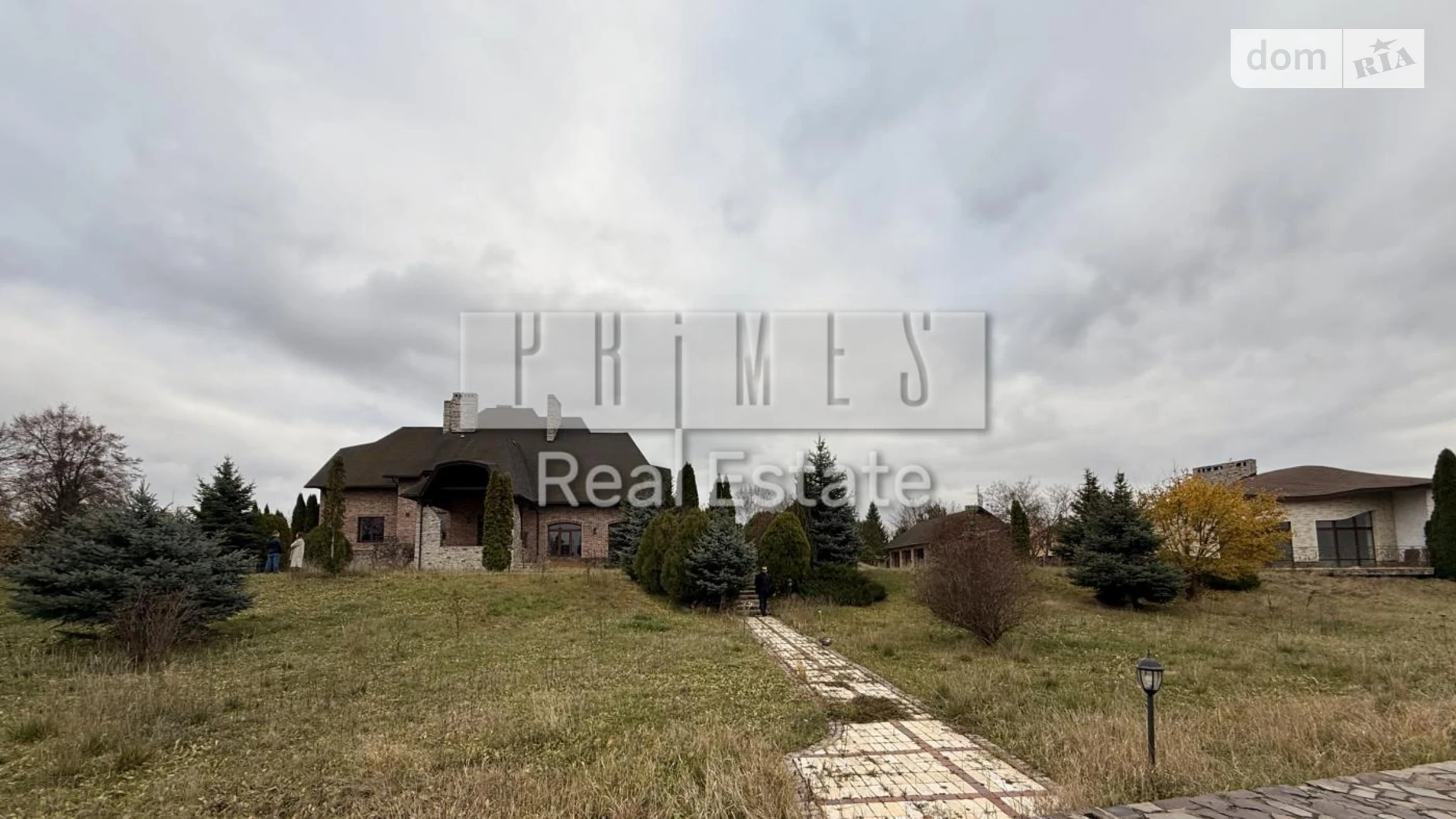 Продается дом на 2 этажа 730 кв. м с садом, цена: 1800000 $ - фото 2