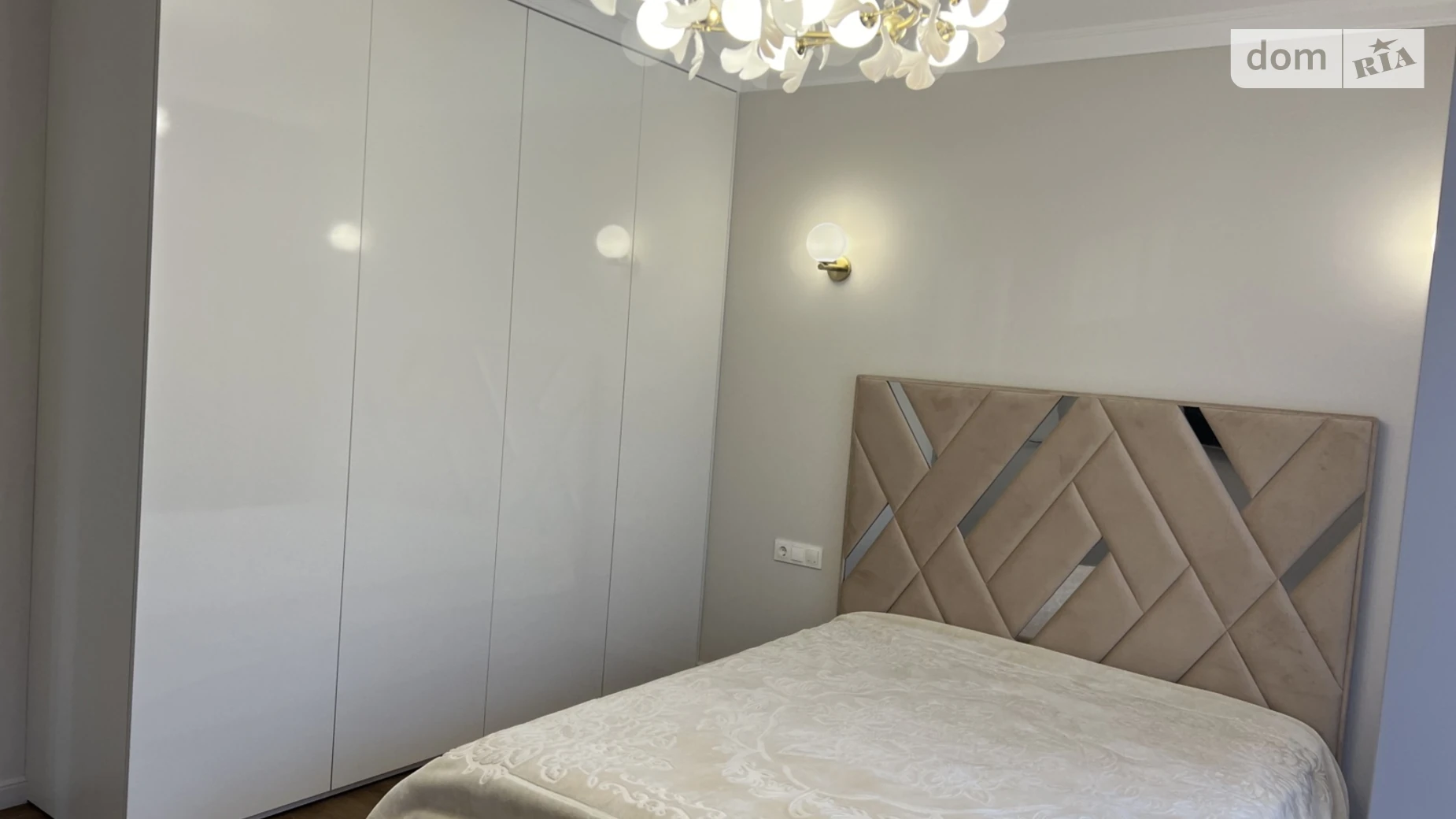 2-комнатная квартира 66.8 кв. м в Тернополе, ул. Острожского Князя, 36 - фото 2