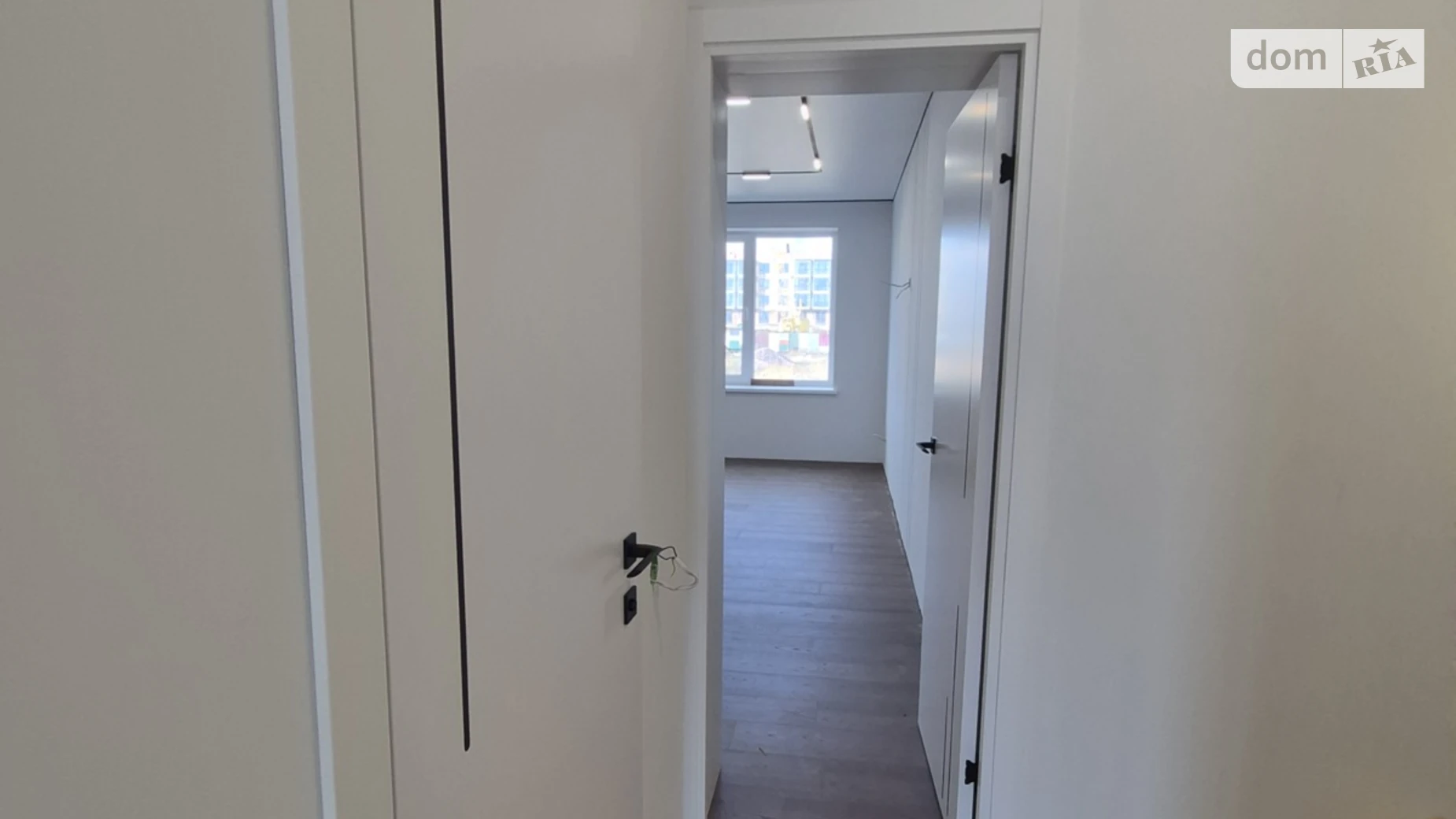 мас. Чаривный, 11 Ленокомбинат Ровно - фото 3