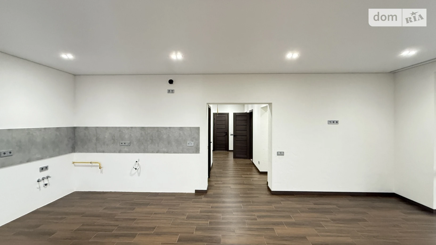 Продается одноэтажный дом 120 кв. м с камином, цена: 160000 $ - фото 3