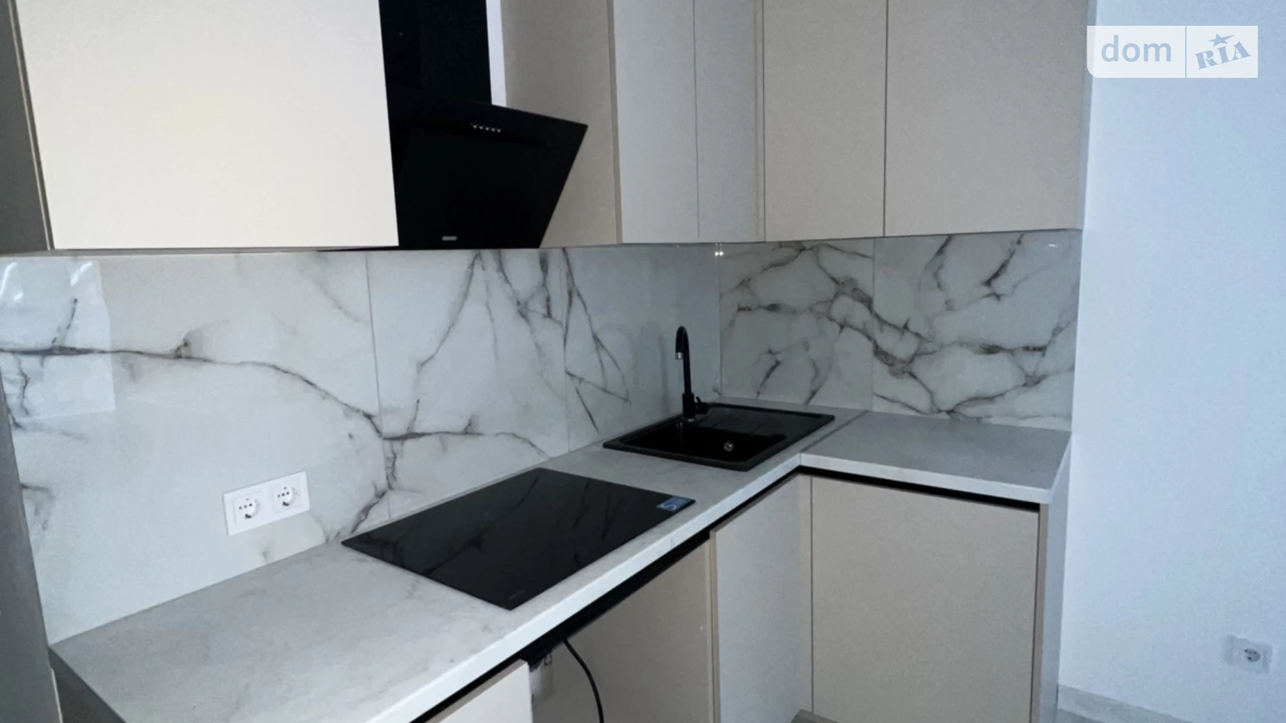 Продається 1-кімнатна квартира 42 кв. м у Ірпені, вул. Університетська(Карла Маркса), 3/14 - фото 2