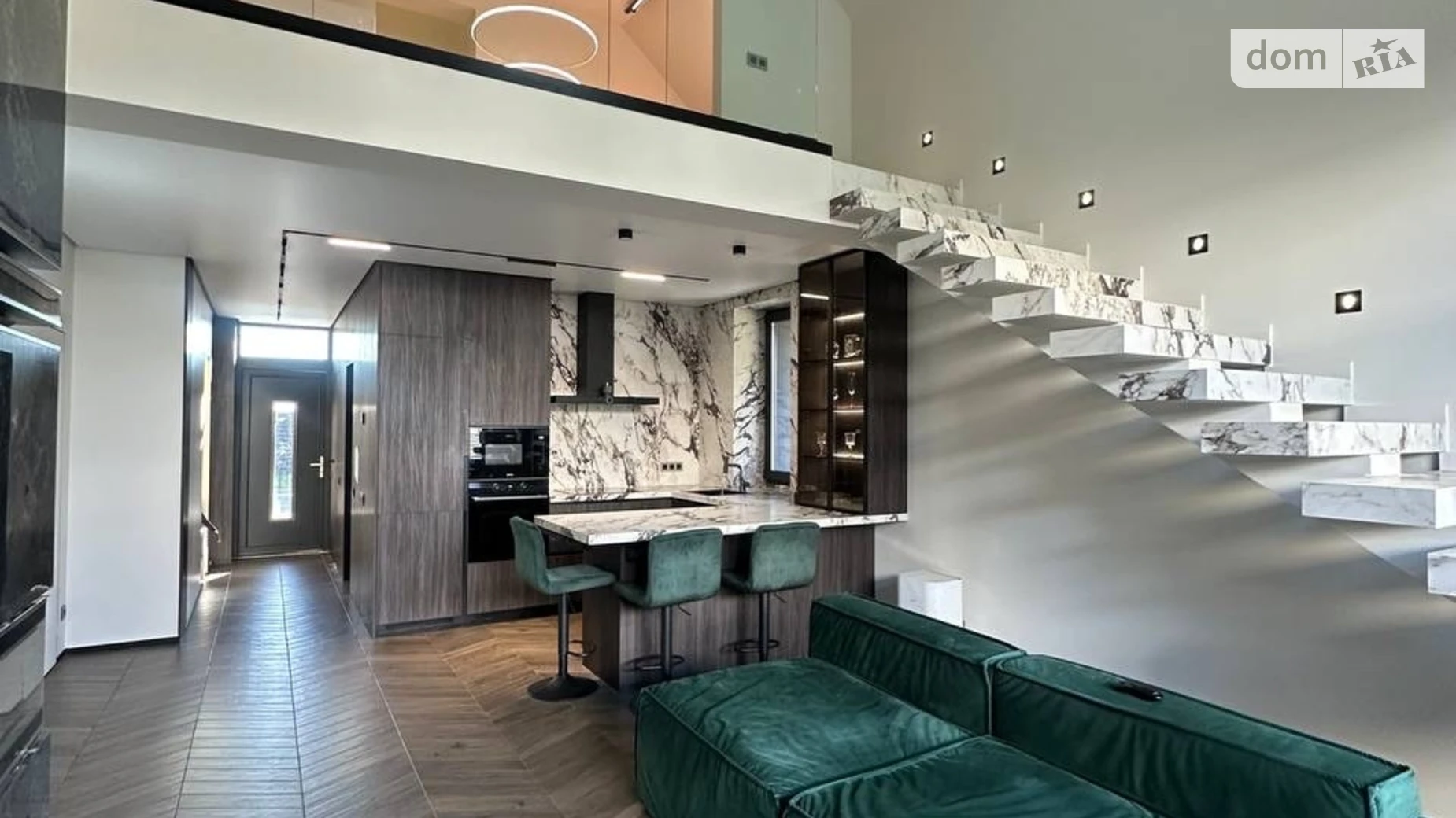 Продается дом на 2 этажа 155 кв. м с камином, цена: 250000 $ - фото 2