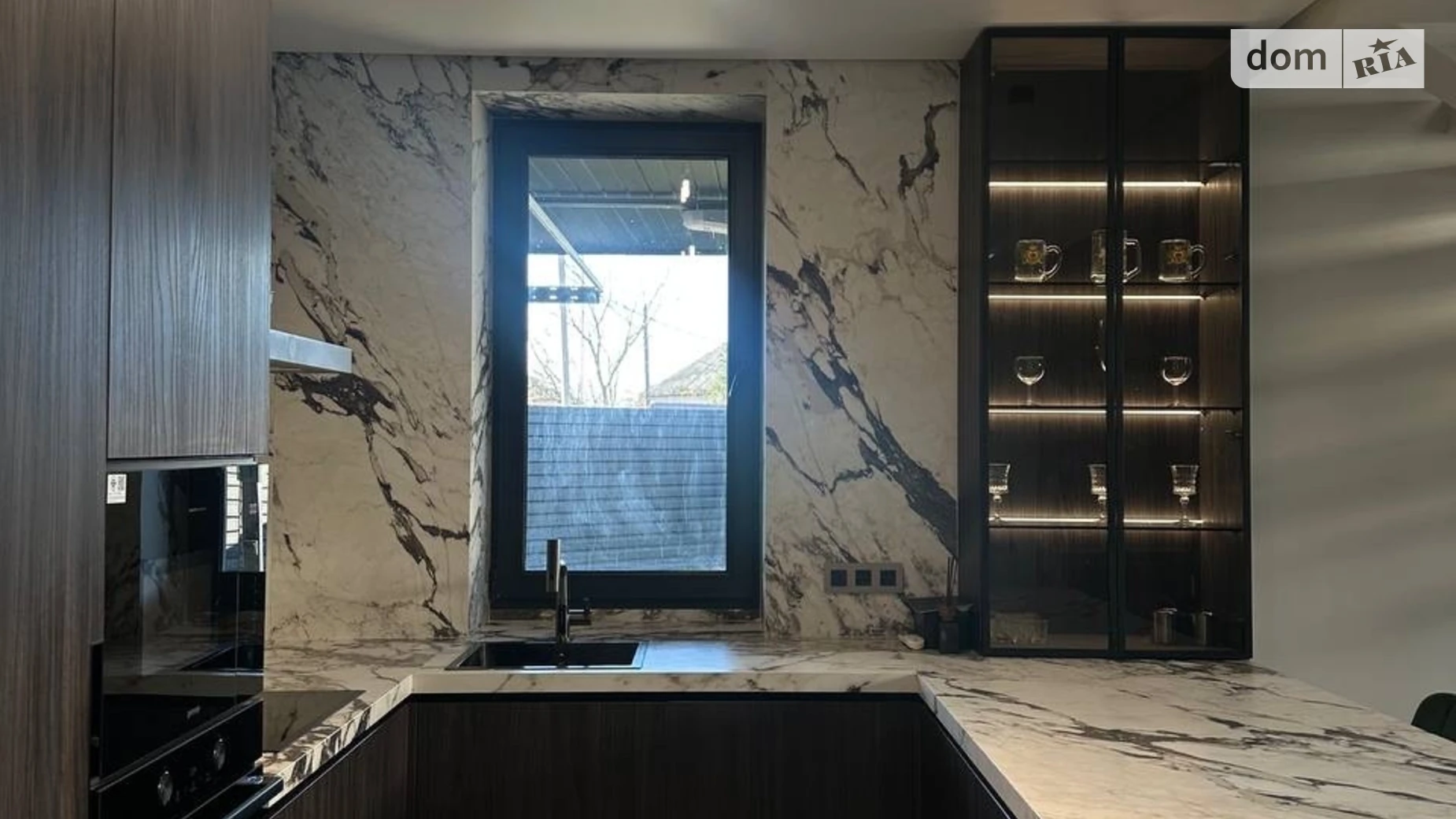 Продается дом на 2 этажа 155 кв. м с камином, цена: 250000 $ - фото 5