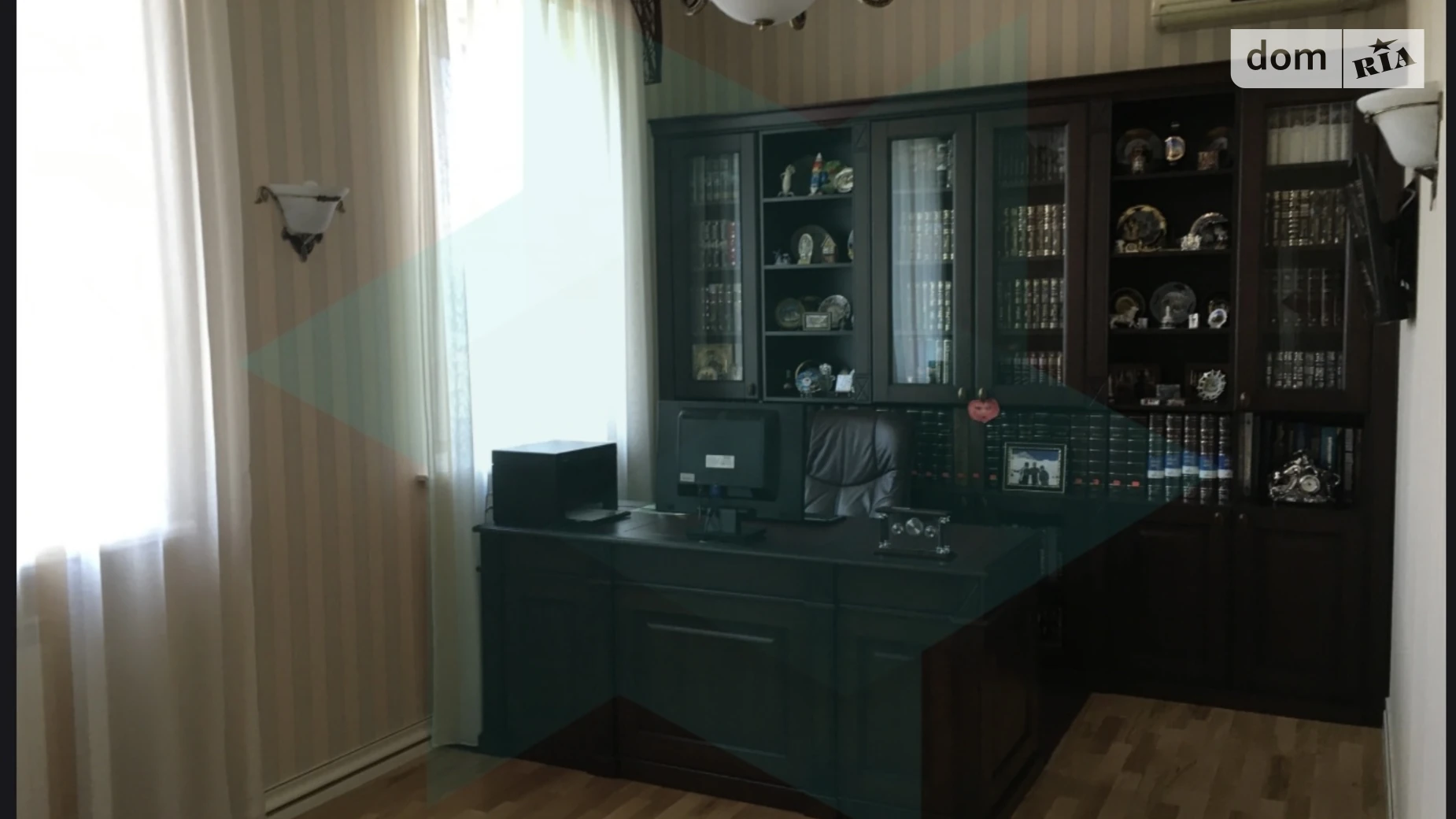 Продается дом на 3 этажа 257 кв. м с террасой, цена: 275000 $ - фото 3