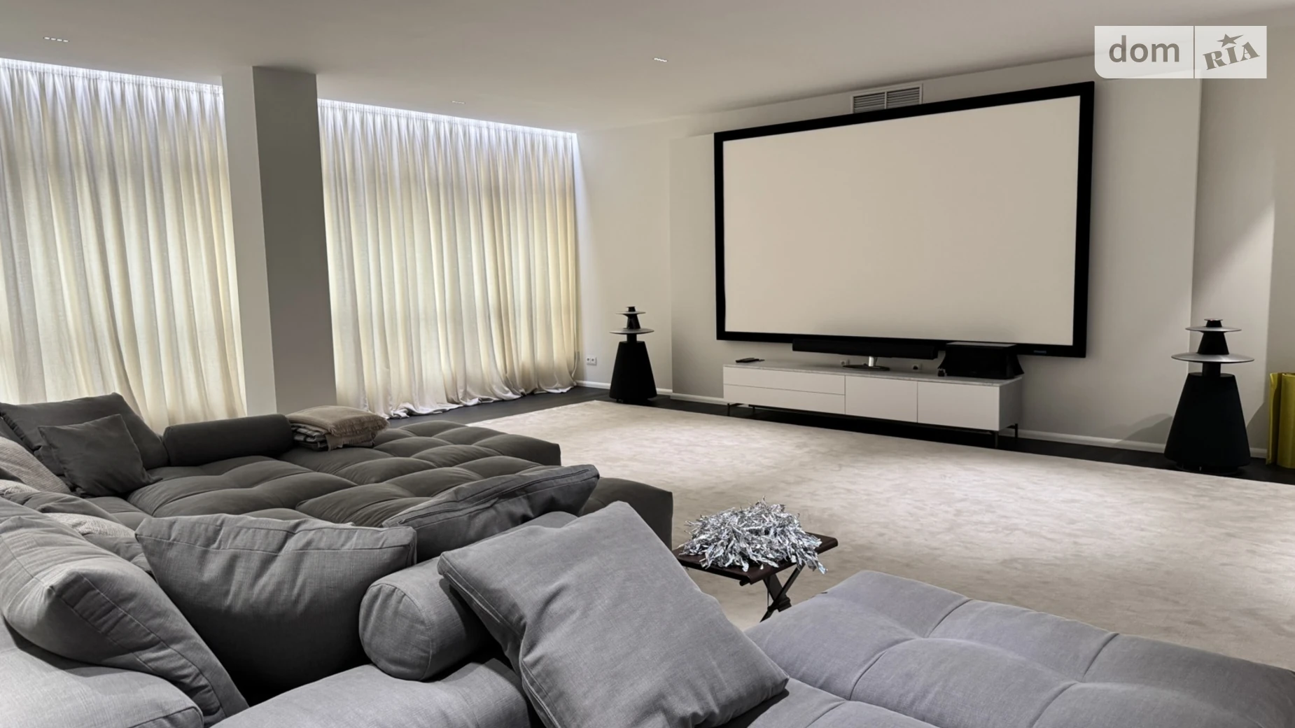 Продається 2-кімнатна квартира 262 кв. м у Києві, вул. Андрія Верхогляда(Драгомирова), 5 - фото 4