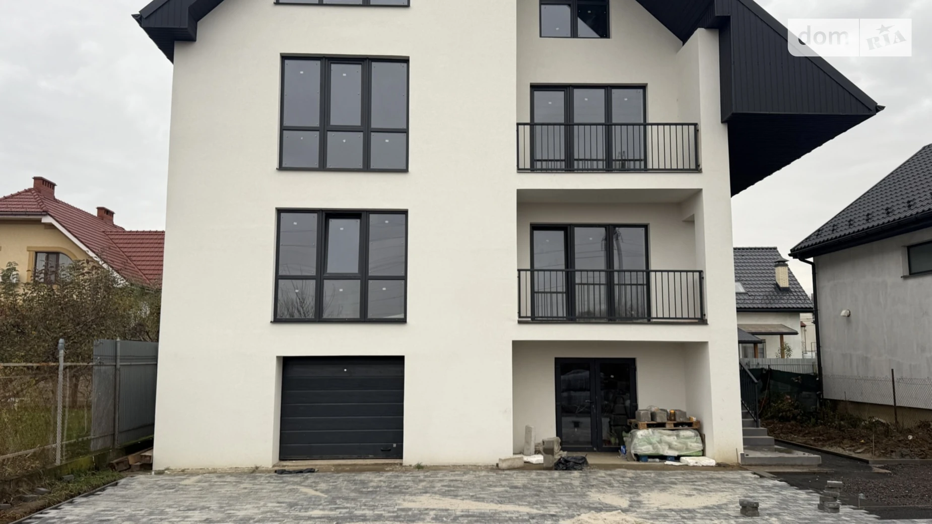 Продается 1-комнатная квартира 40 кв. м в Минае, ул. Славянская, 17 - фото 2