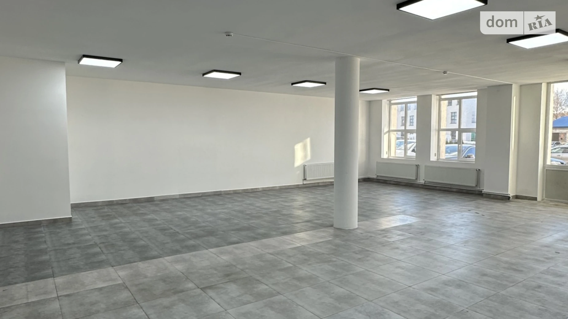 Здається в оренду офіс 163.5 кв. м в бізнес-центрі, цена: 49050 грн - фото 2