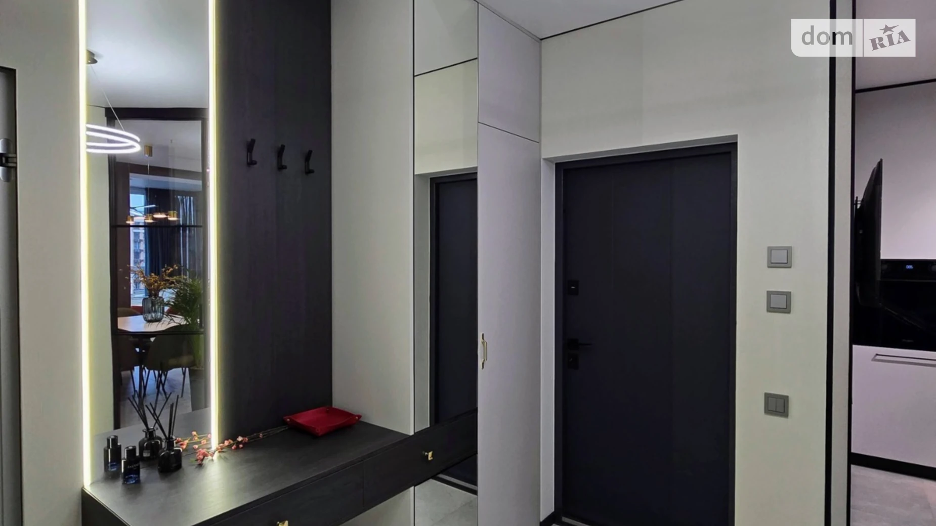 Продается 2-комнатная квартира 65 кв. м в Софиевской Борщаговке, ул. Радостная, 2 - фото 4