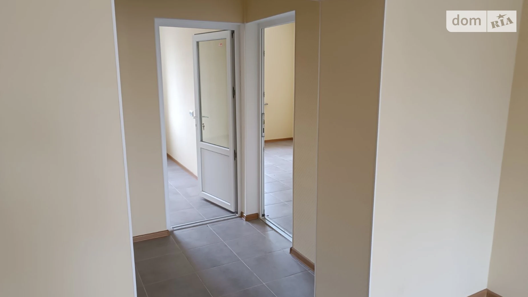 Здається в оренду офіс 22 кв. м в бізнес-центрі, цена: 3300 грн - фото 5