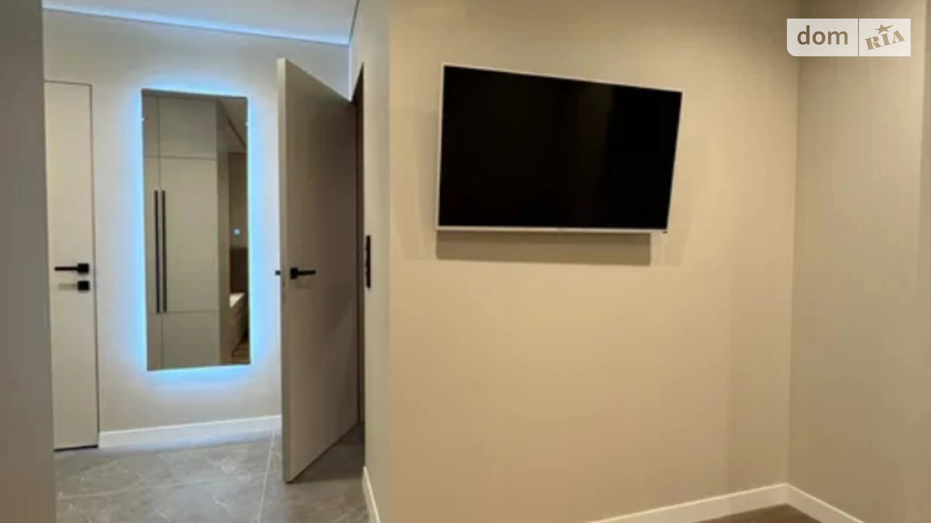 Продается 1-комнатная квартира 32.5 кв. м в Киеве, ул. Демеевская, 39 - фото 2