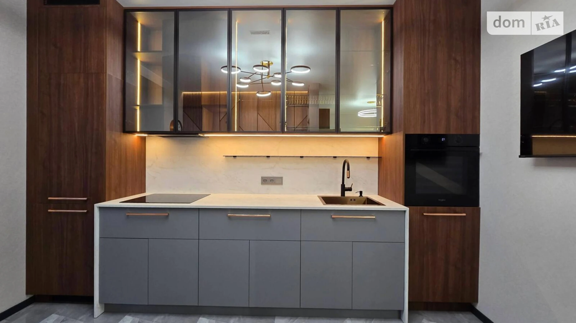 Продается 2-комнатная квартира 65 кв. м в Софиевской Борщаговке, ул. Радостная, 4 - фото 3