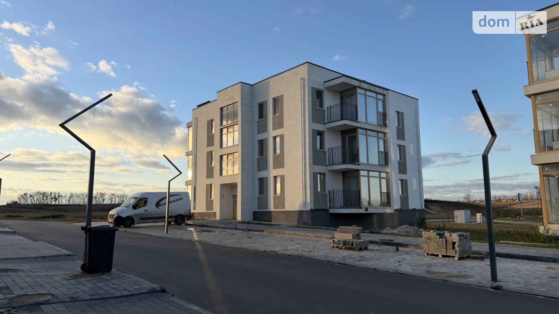 Продается 2-комнатная квартира 56 кв. м в Ровно, ул. Назара Небожинского(Павлюченко) - фото 2