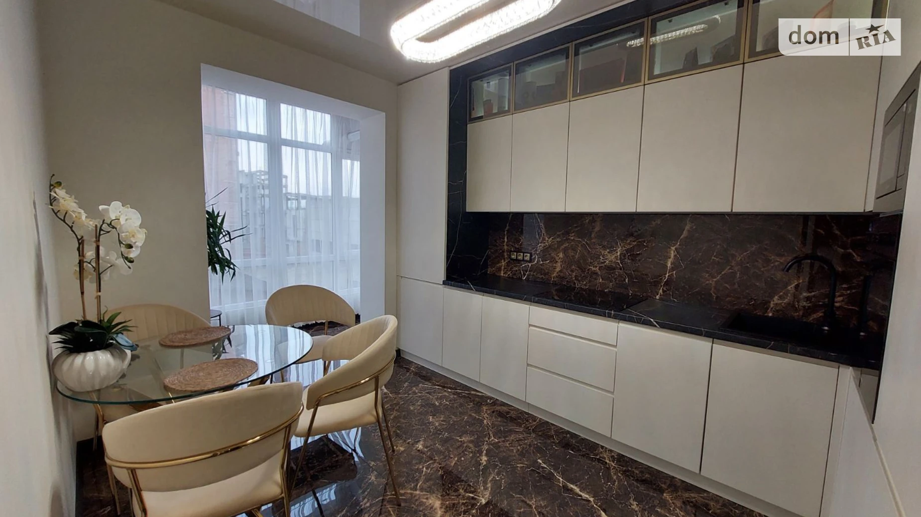 Сдается в аренду 2-комнатная квартира 58.3 кв. м в Ивано-Франковске, цена: 600 $ - фото 2