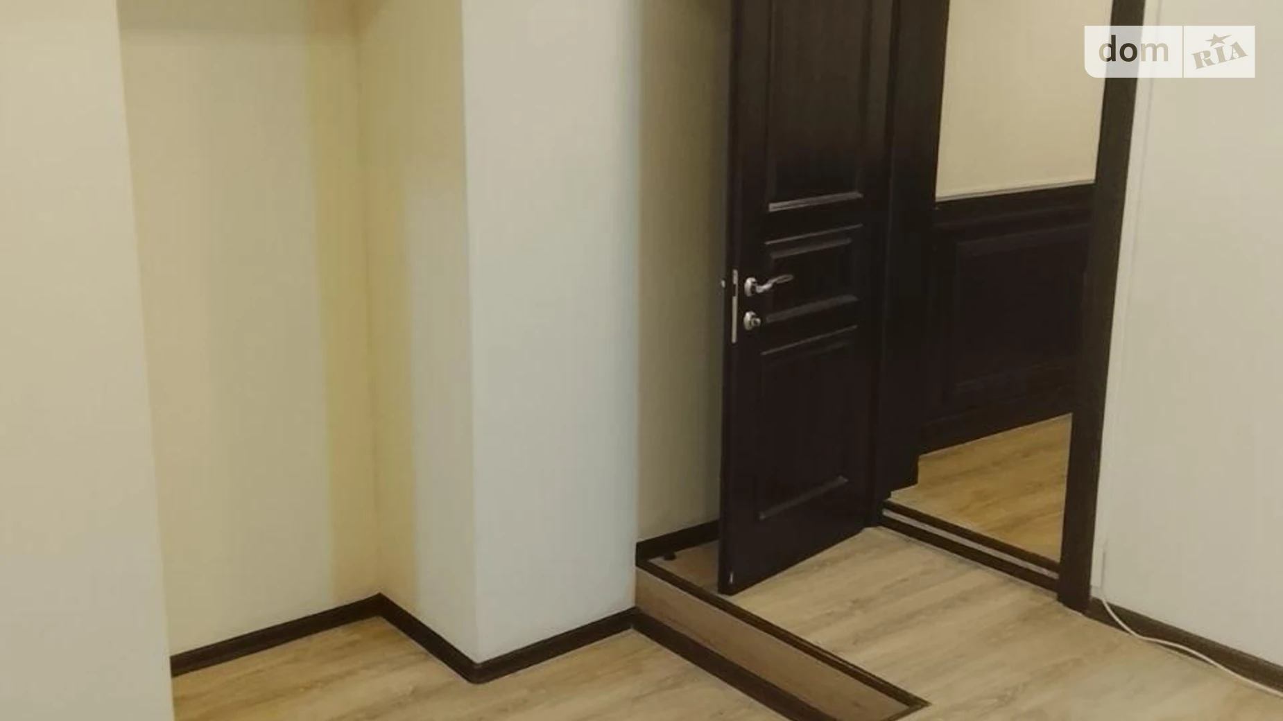 Продається офіс 76 кв. м в бізнес-центрі, цена: 120000 $ - фото 3