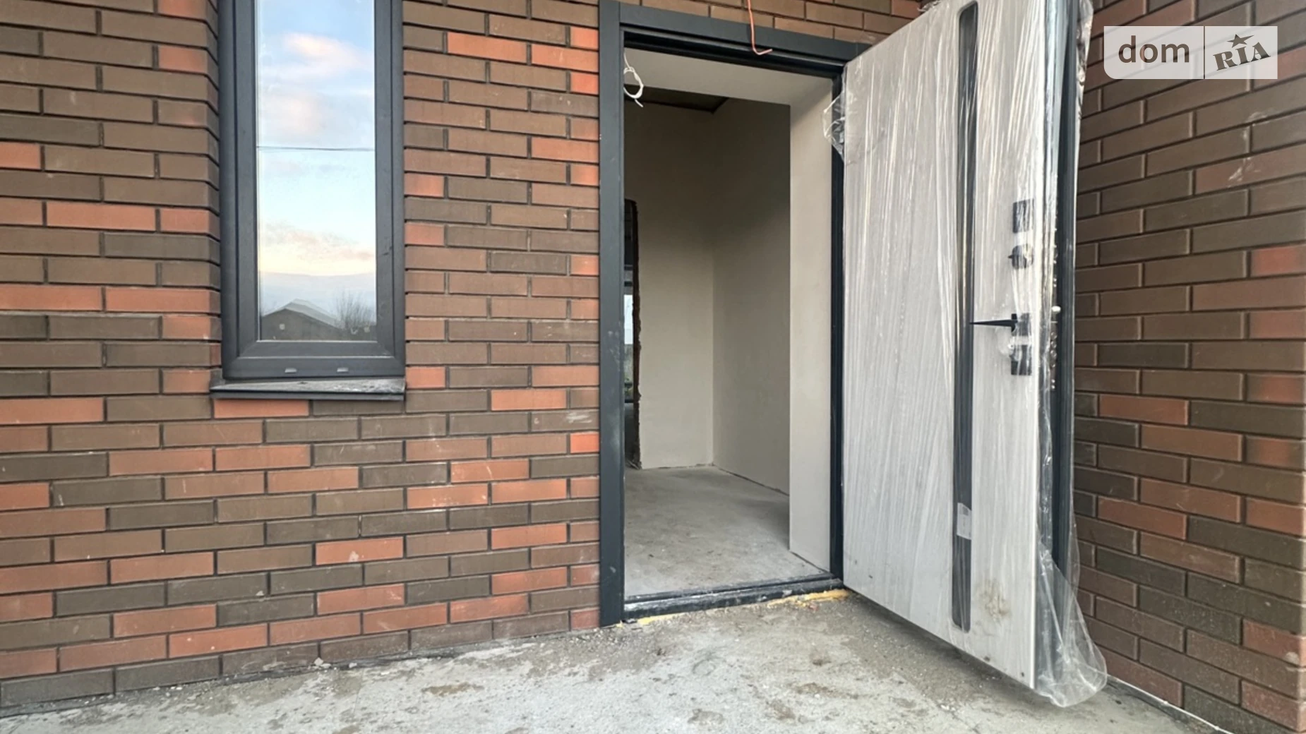 Продается дом на 2 этажа 120 кв. м с балконом, цена: 85000 $ - фото 2