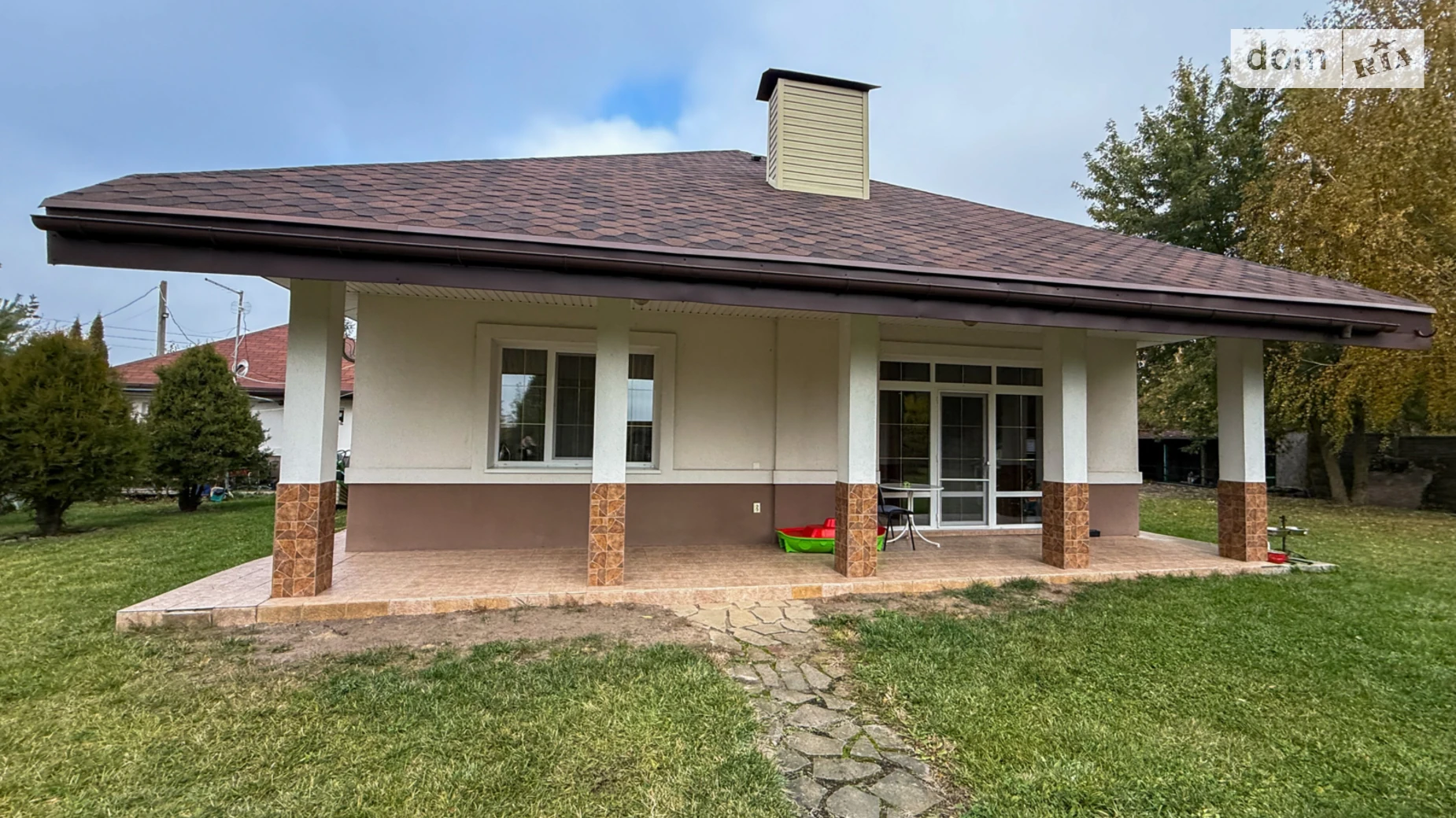 Продается дом на 2 этажа 100 кв. м с бассейном, цена: 120000 $ - фото 2